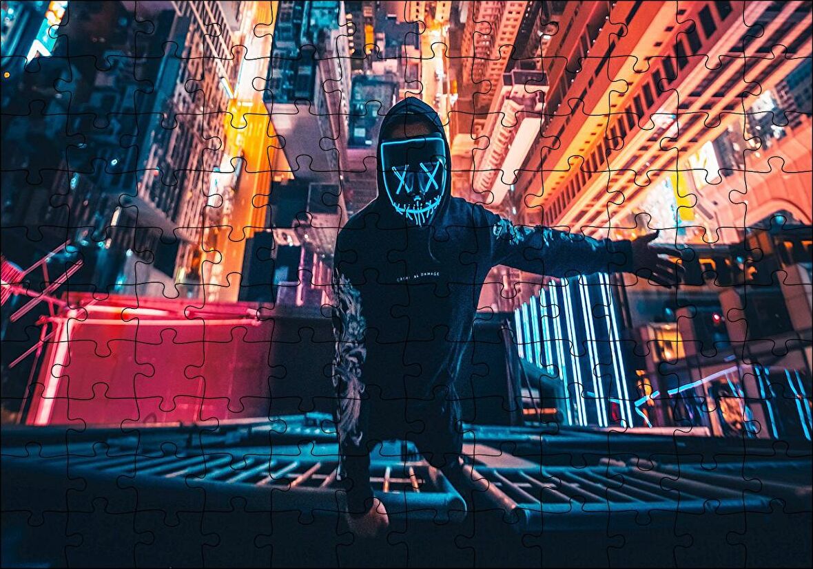 Cakapuzzle Neon Maskeli Adam ve Gökdelenler Puzzle Yapboz MDF Ahşap