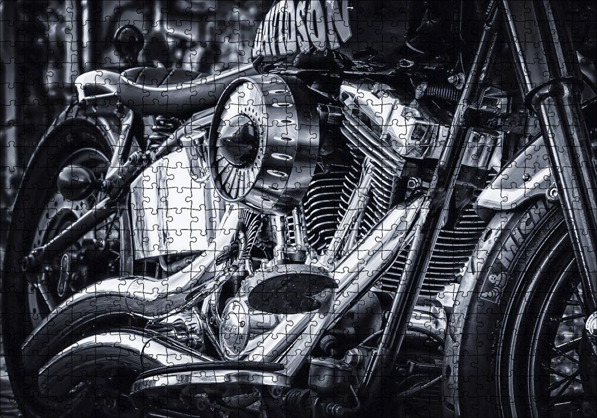 Cakapuzzle Harley Davidson Motorsiklet Silindir Detayı Siyah Beyaz Puzzle Yapboz MDF Ahşap