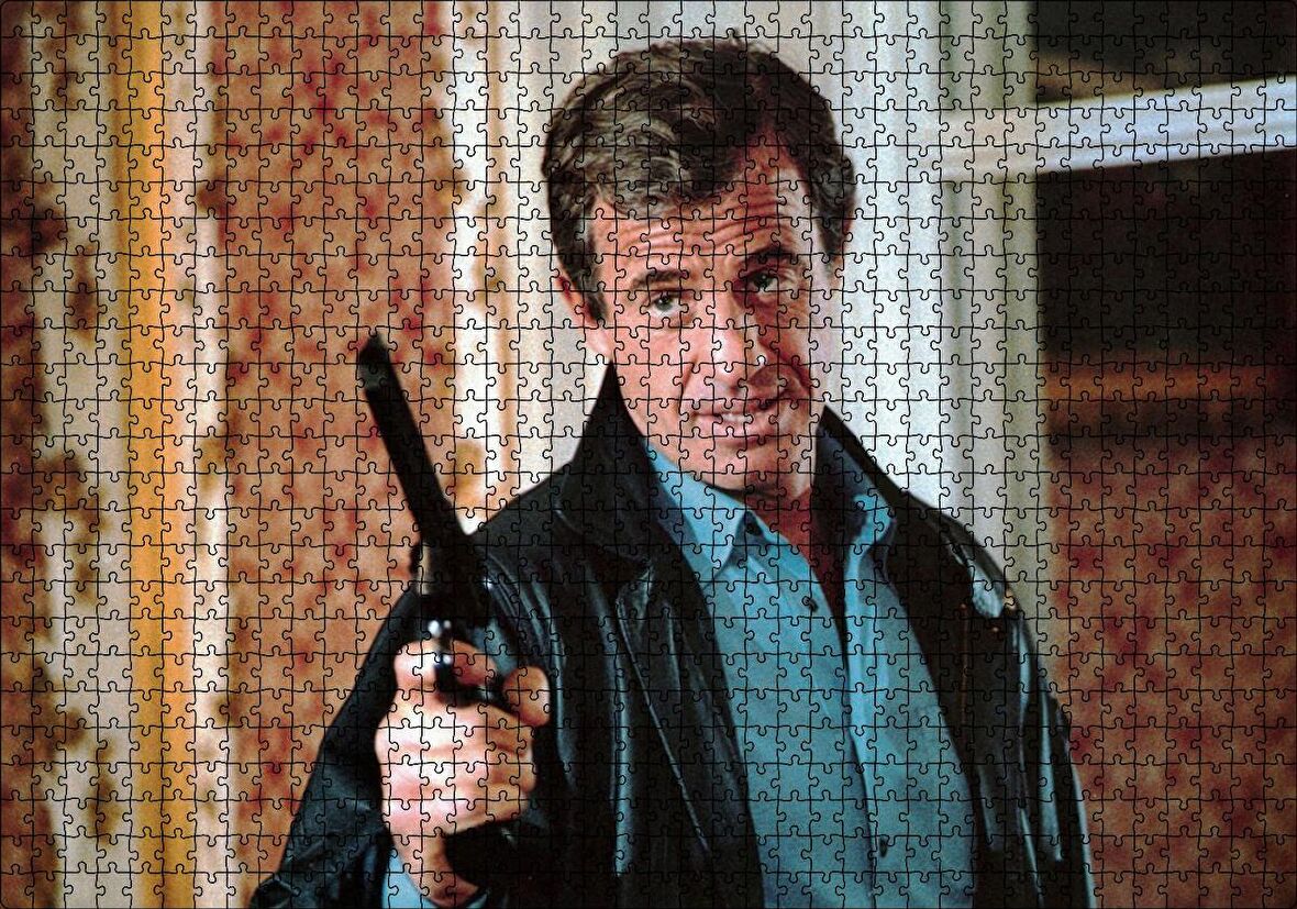 Cakapuzzle Jean Paul Belmondo Silahlı Puzzle Yapboz MDF Ahşap