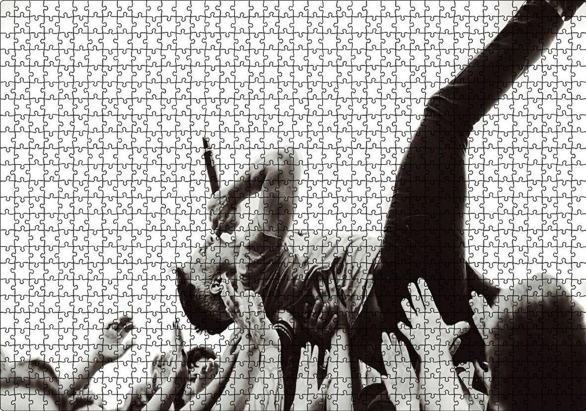 Cakapuzzle Rock Solisti Eller Üzerinde Siyah Beyaz Puzzle Yapboz MDF Ahşap