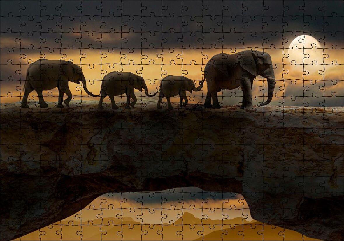 Cakapuzzle Dolunayda Yürüyen Fil Ailesi ve Bulutlar Puzzle Yapboz MDF Ahşap