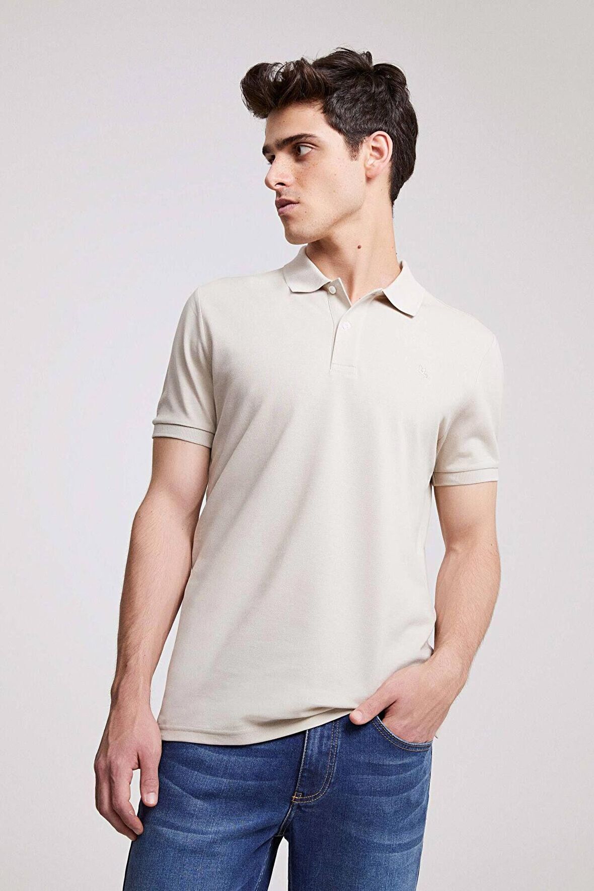 Ds Damat Regular Fit Taş Pike Dokulu %100 Pamuk Kıvrılmaz Polo Yaka Nakışlı T-Shirt 4HC14ORT51000 4HC14ORT51000