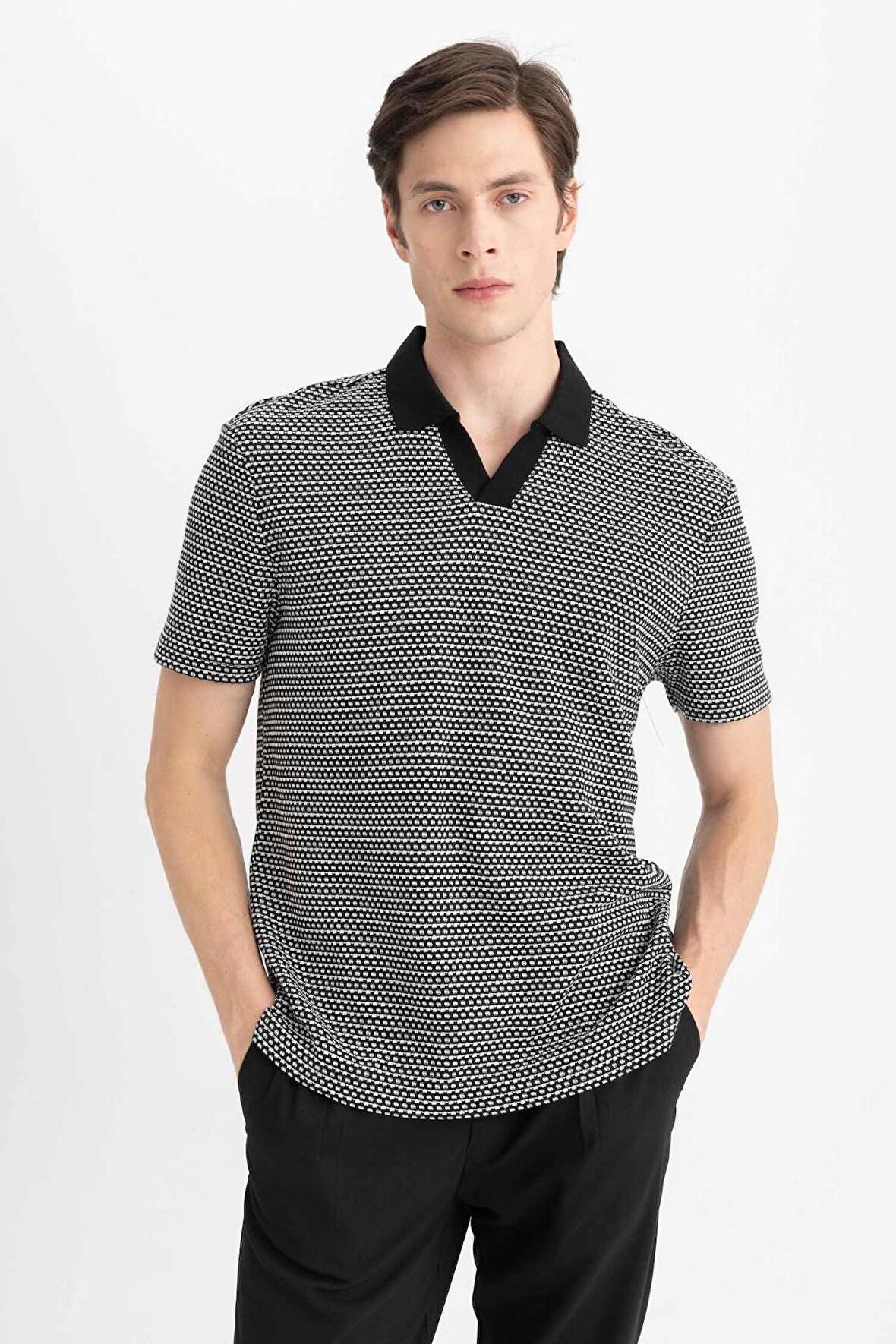 DeFacto Regular Fit Kısa Kollu Polo Tişört B6548AX24SPBK81