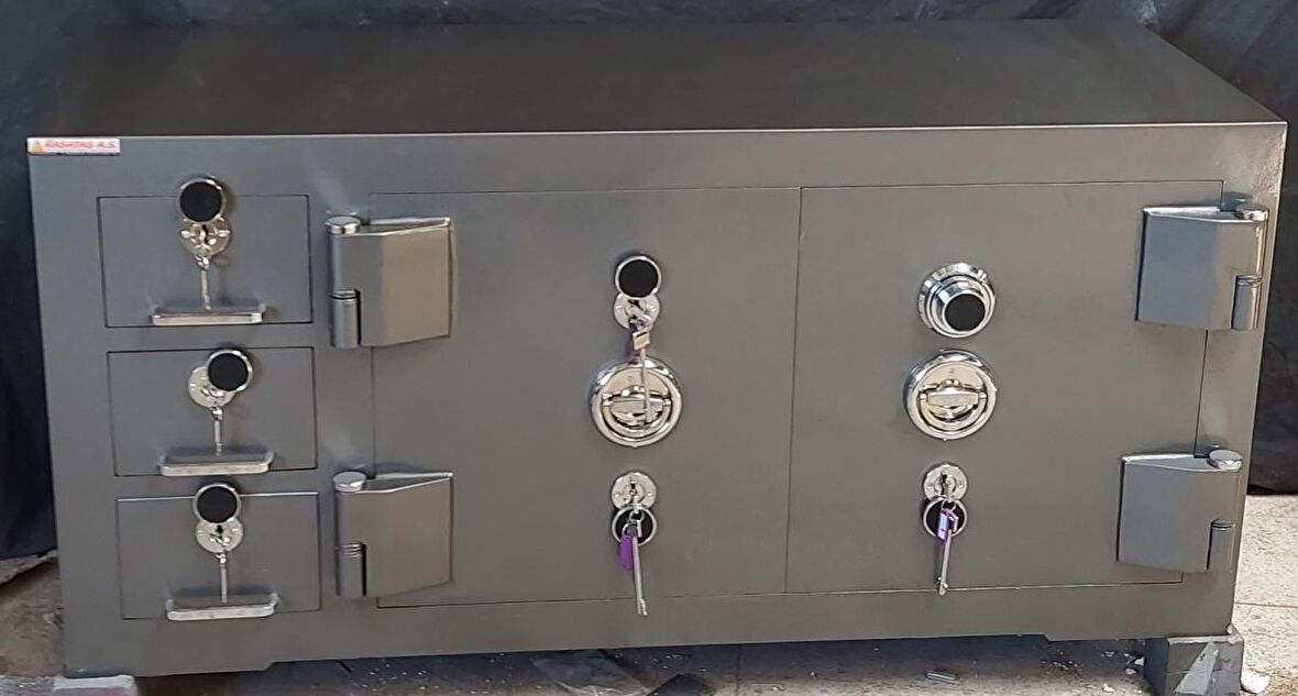 01501M3A3Ç YANDA 3 ÇEKMECELİ MEKANİK ŞİFRELİ VE 3 ANAHTARLI OKSİJ