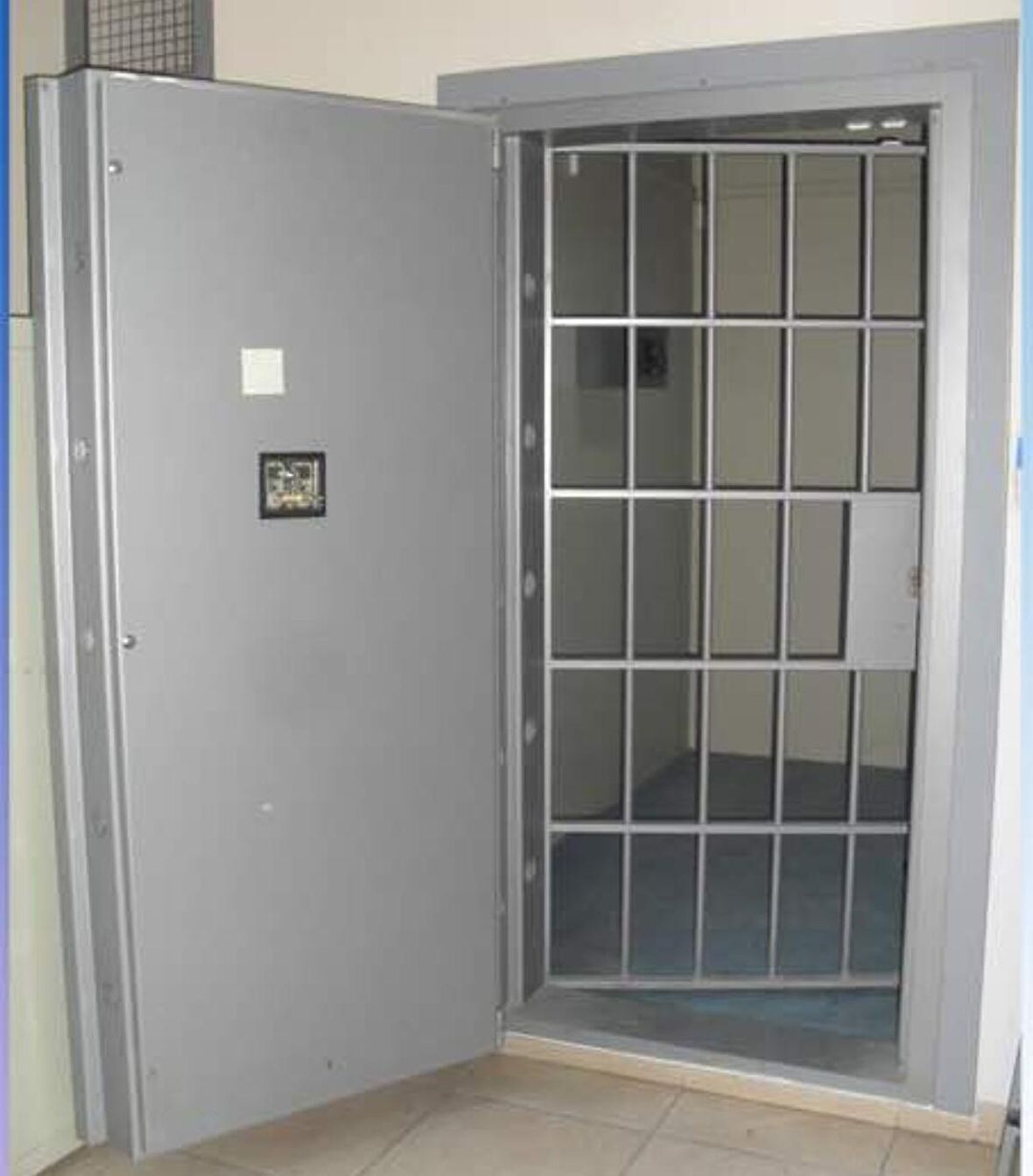 TİME LOCK ZAMAN KİLİTLİ TİPİ KASA ODA KAPISI DIŞ ÖLÇÜSÜ 205,41