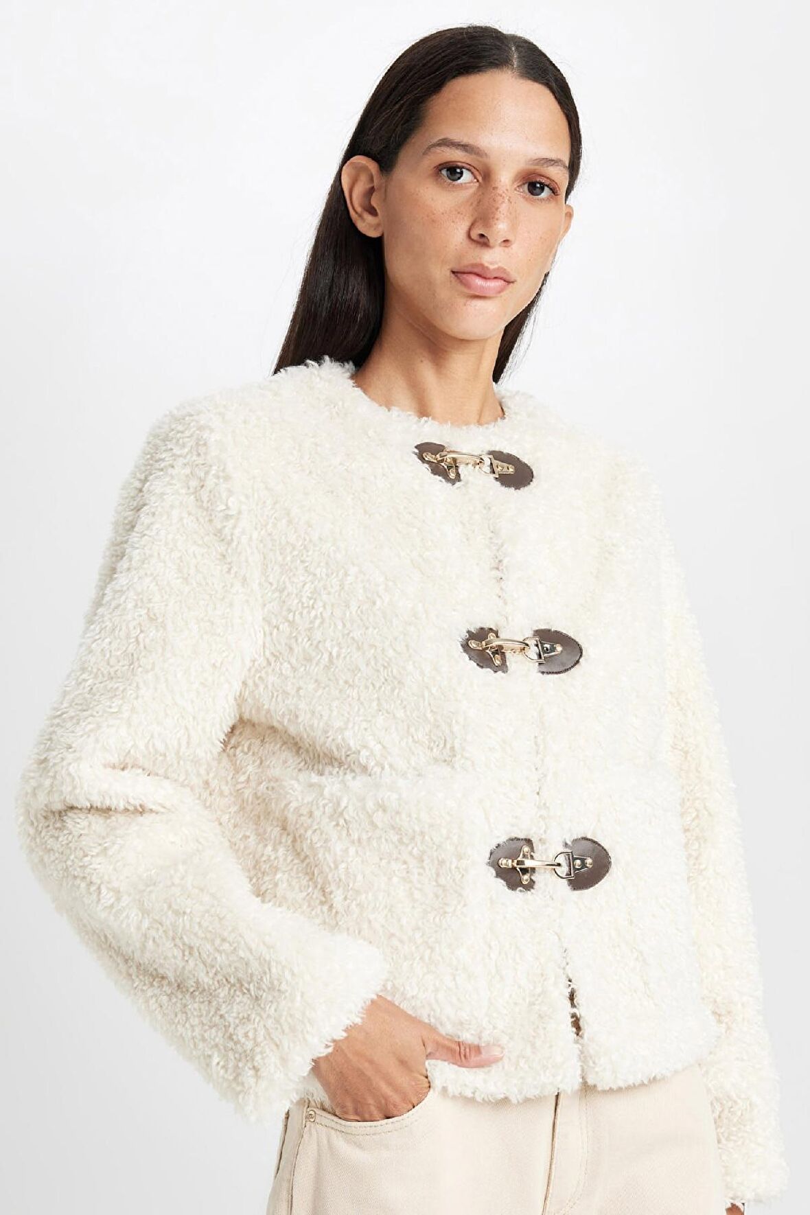 DeFacto Regular Kalıp Bisiklet Yaka Çoban Düğmeli Pelüş Ceket D4004AX24WNER238