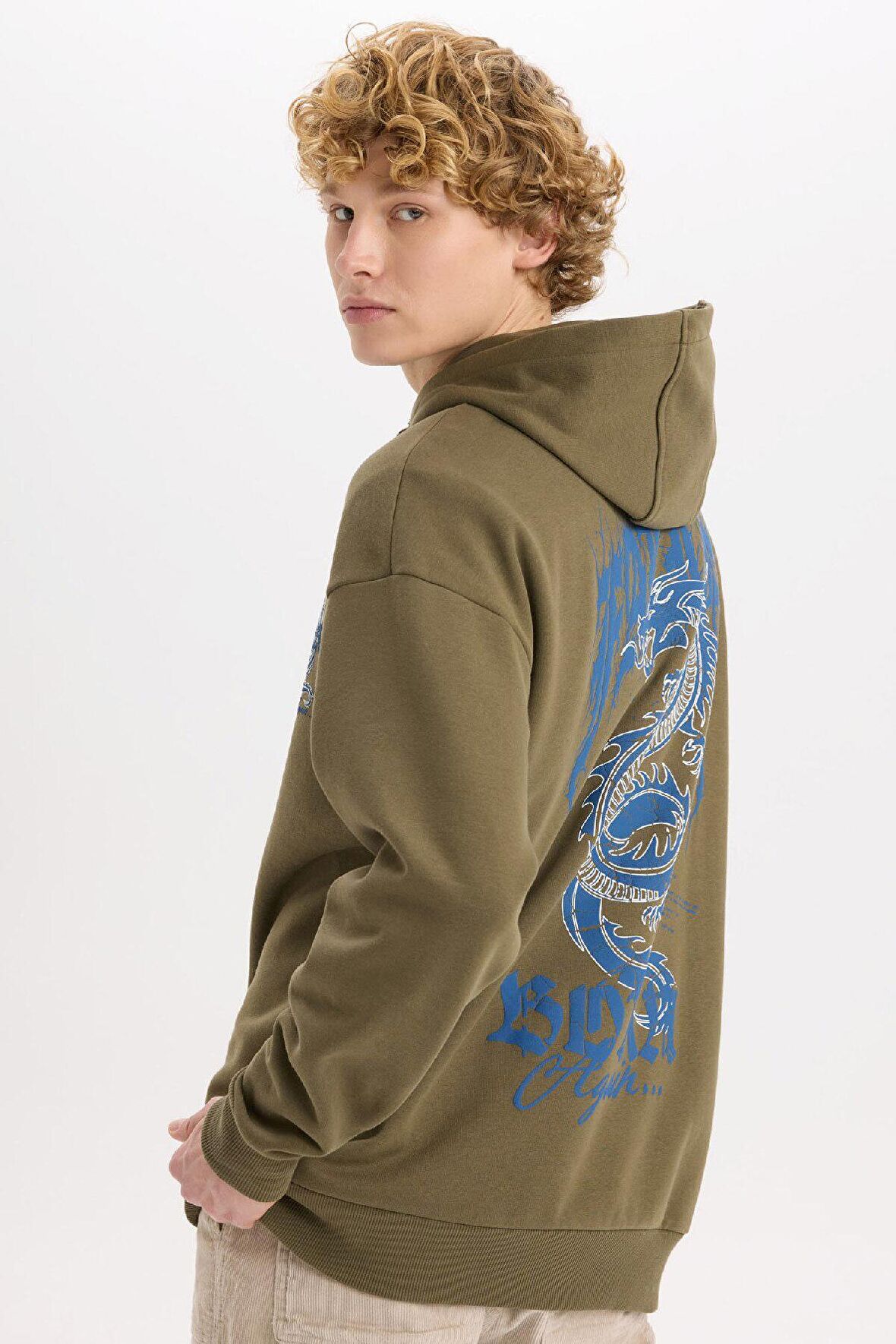 DeFacto Boxy Fit Kapüşonlu Sırt Baskılı Sweatshirt D0849AX24AUKH260