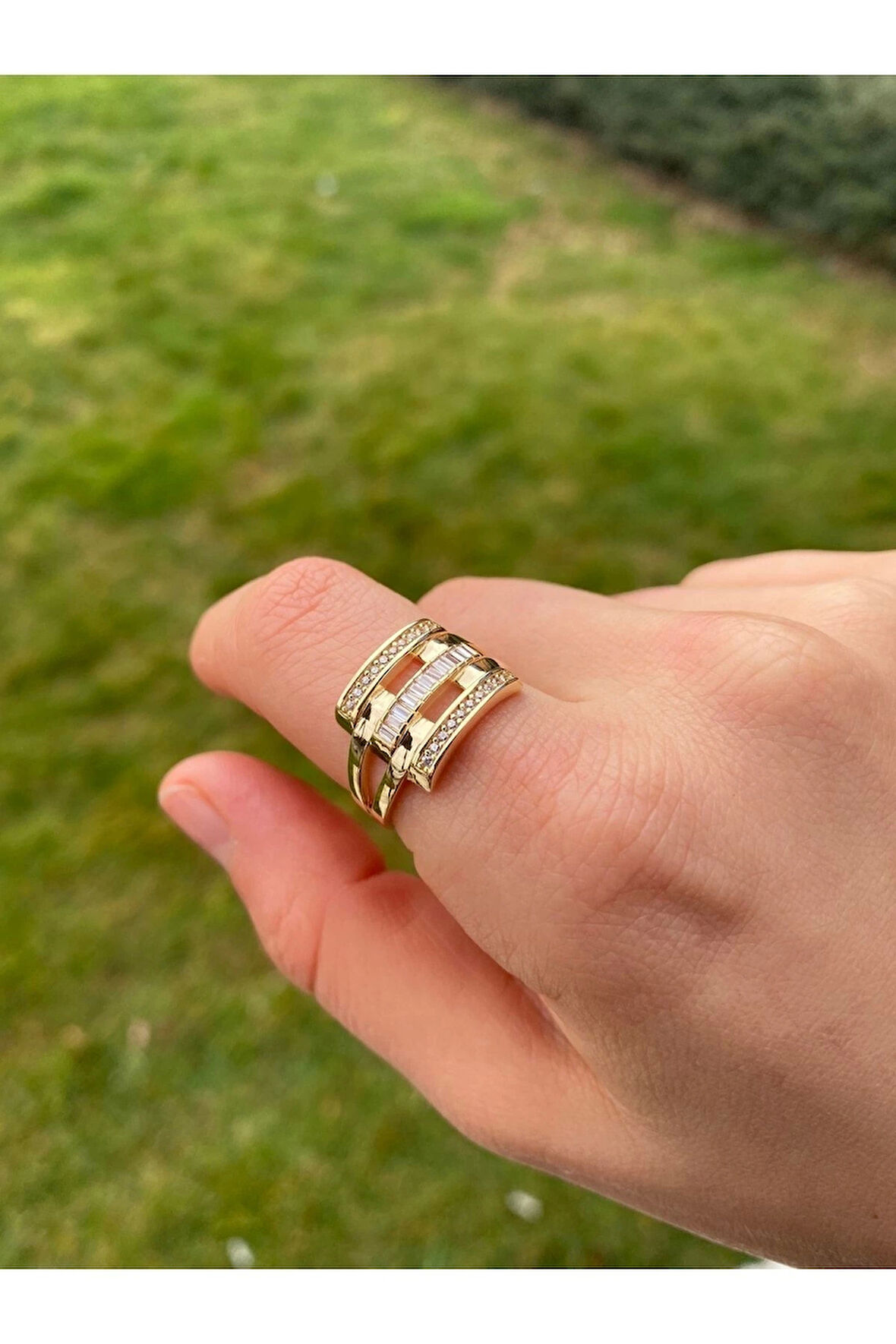 Taşlı Altın Yüzük