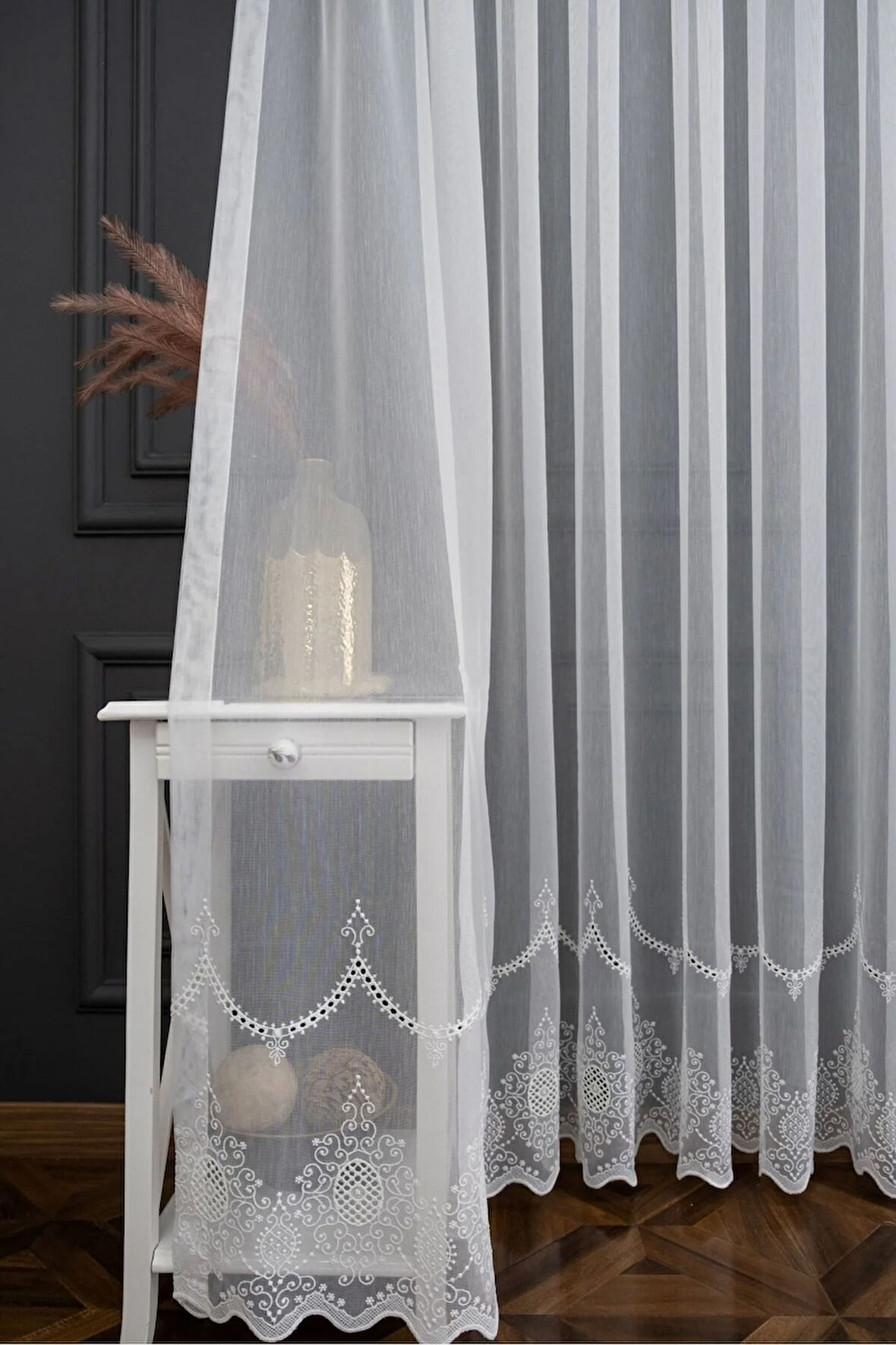 Çelenk Bohre Işlemeli Ütü Istemez Kırışmaz 1e 3 Katpileli Tül