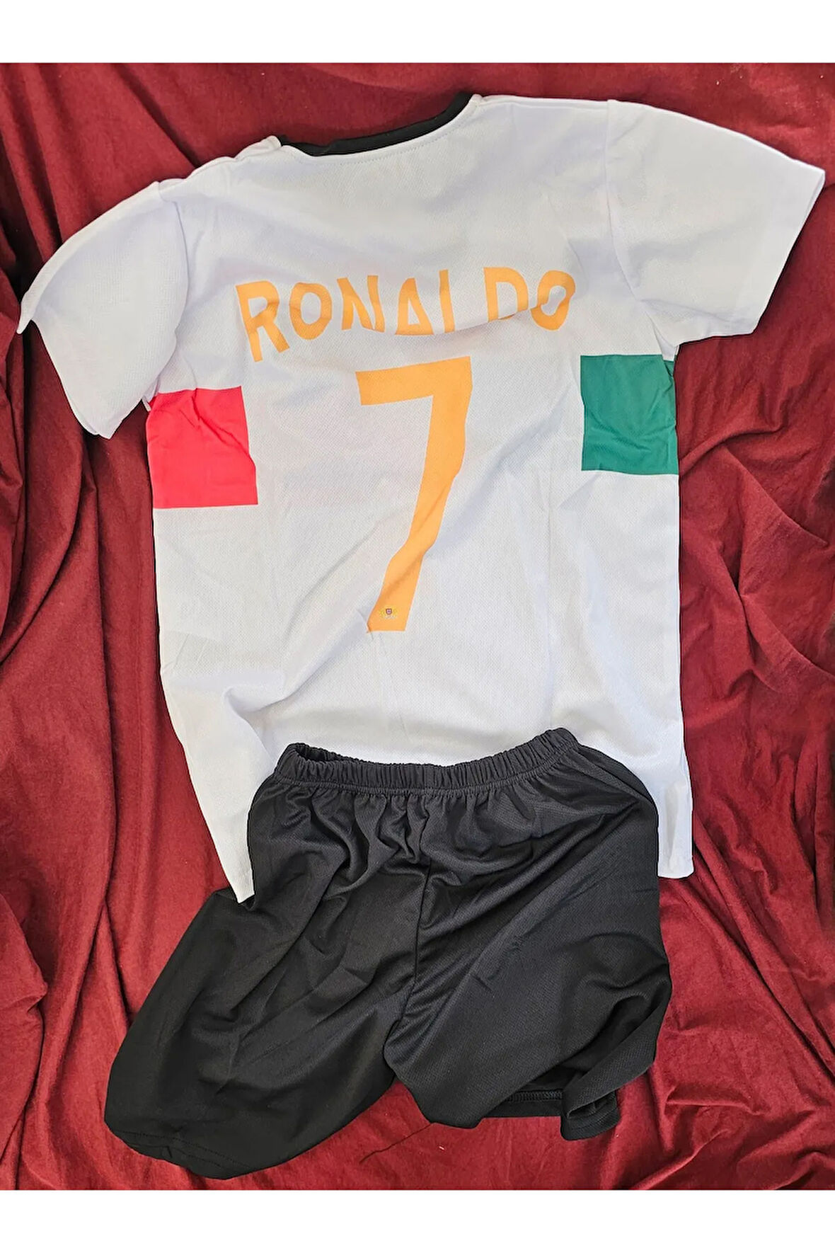 RONALDO 7 KIRMIZI BEYAZ YEŞİL FORMA ALT ÜST Takım