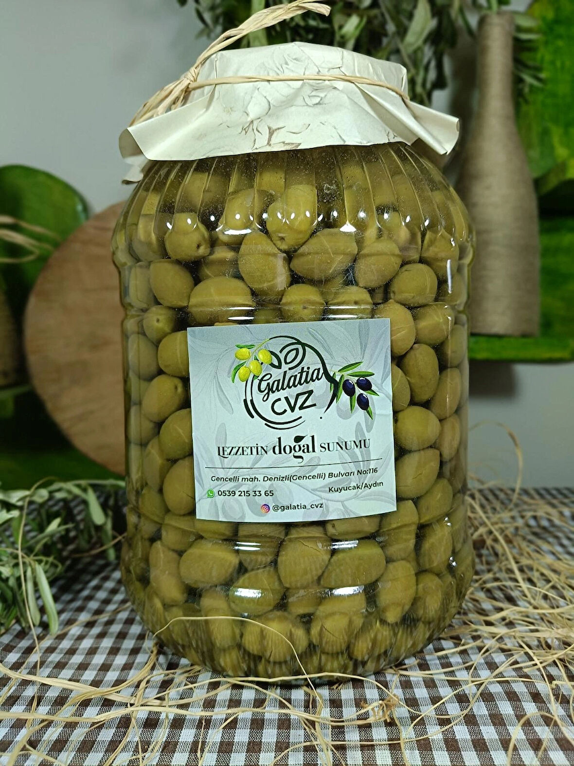 Aydın Yöresi Memecik Cinsi Sofralık Tatlandırılmış Kırma Zeytin 3 Kg