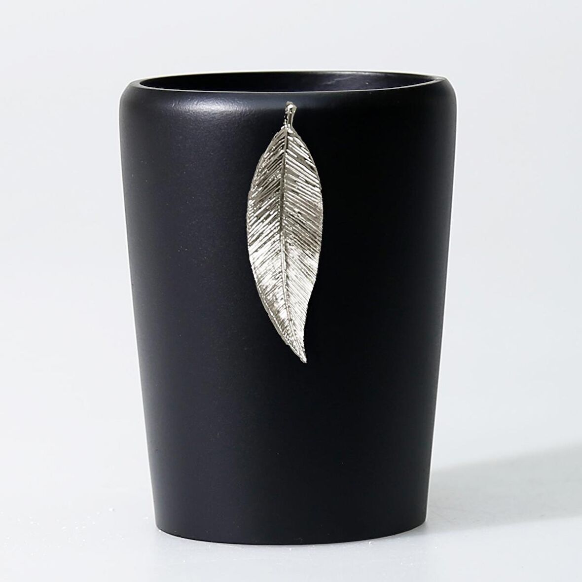 Leaf Diş Fırçalık Siyah Gümüş