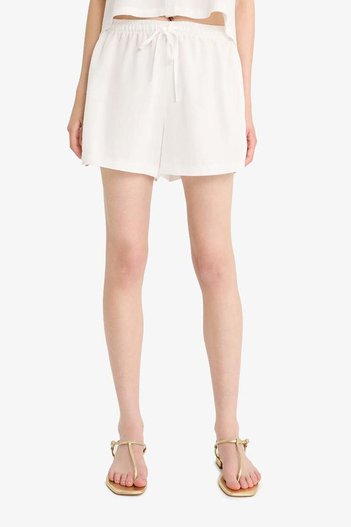 DeFacto Normal Esnek Belli Cepli Keten Karışımlı Beyaz Şort F3181AX25SMWT32