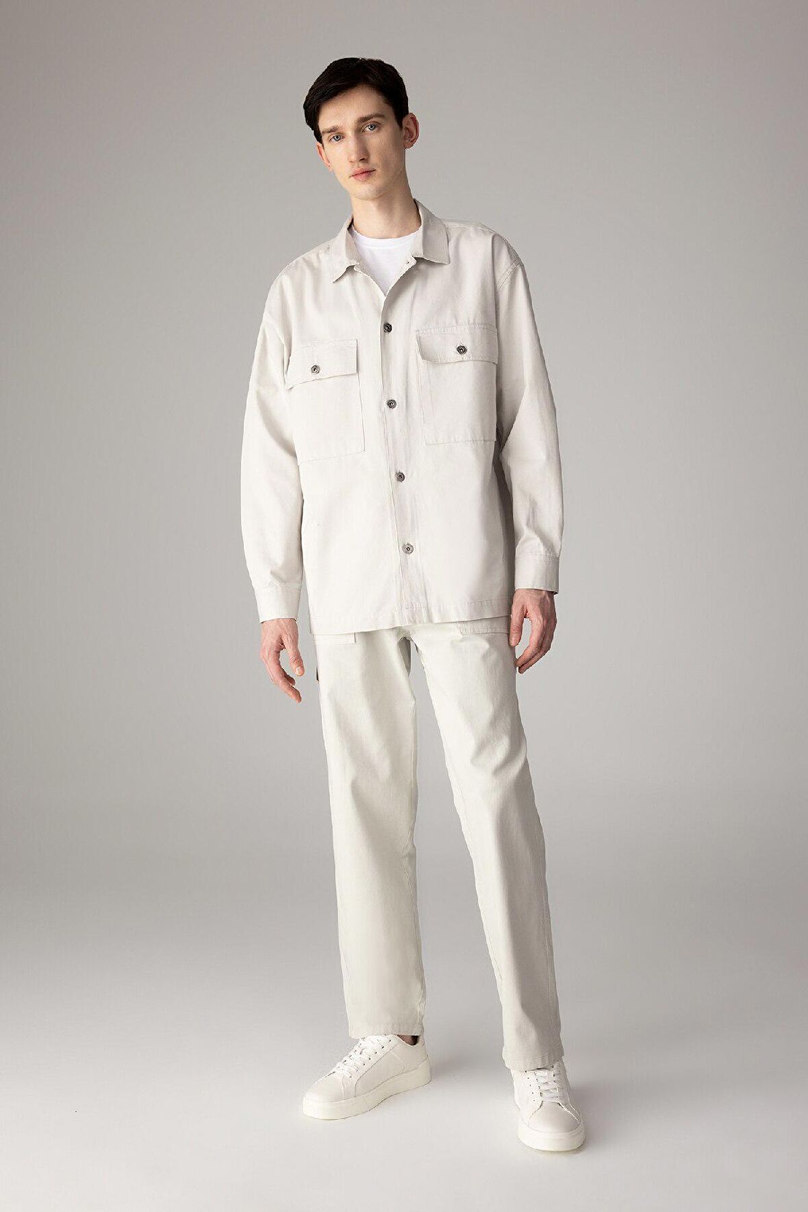 DeFacto Yazlık Gabardin Pantolon Straight Fit Bol Rahat Kesim Cepli Düz Paça B4089AX24SPGR368