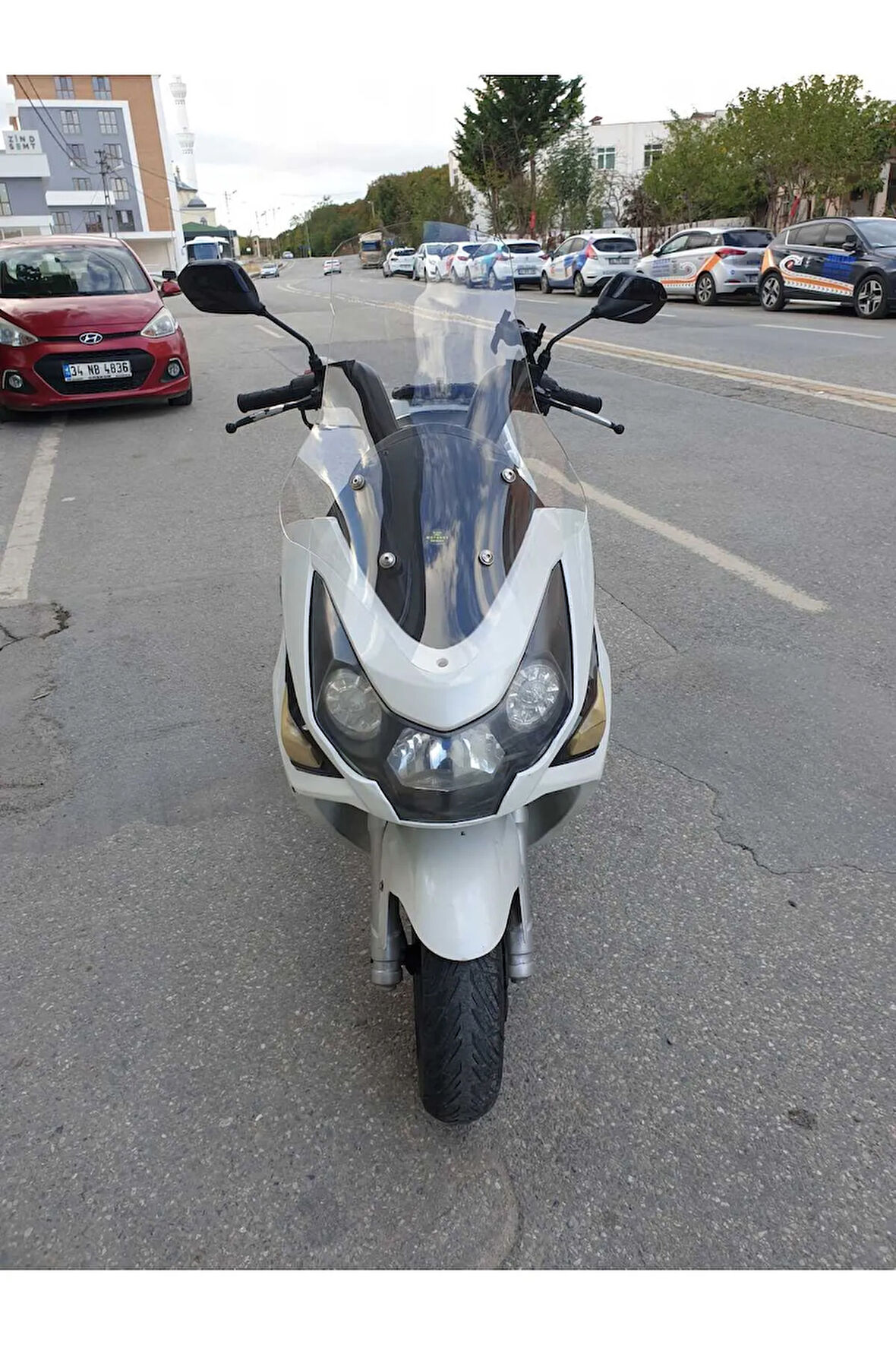 Daelim S3 Advance Siperlik Ön Cam 2010 2018 Model 77cm Şeffaf Renkli 4mm