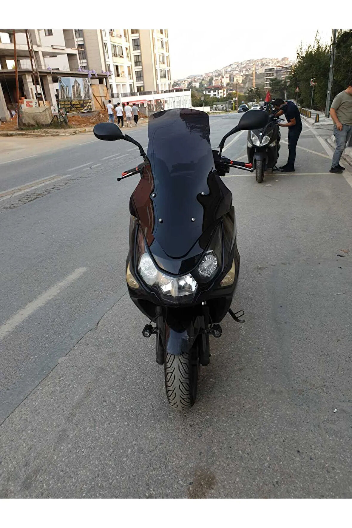 Daelim S3 Advance Siperlik Ön Cam 2010 2018 Model 77cm Siyah Renkli 4mm