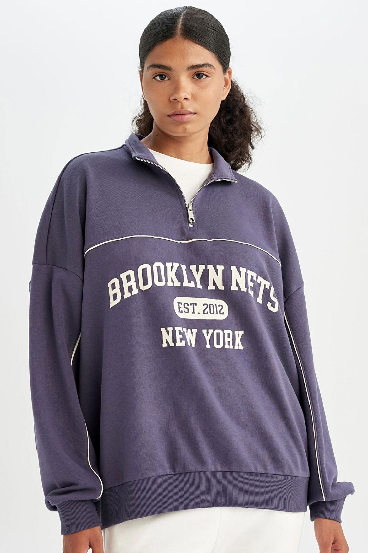 DeFactoFit NBA Brooklyn Nets Oversize Geniş Kalıp Yarım Fermuarlı Dik Yaka Sweatshirt C8246AX24AUPR493