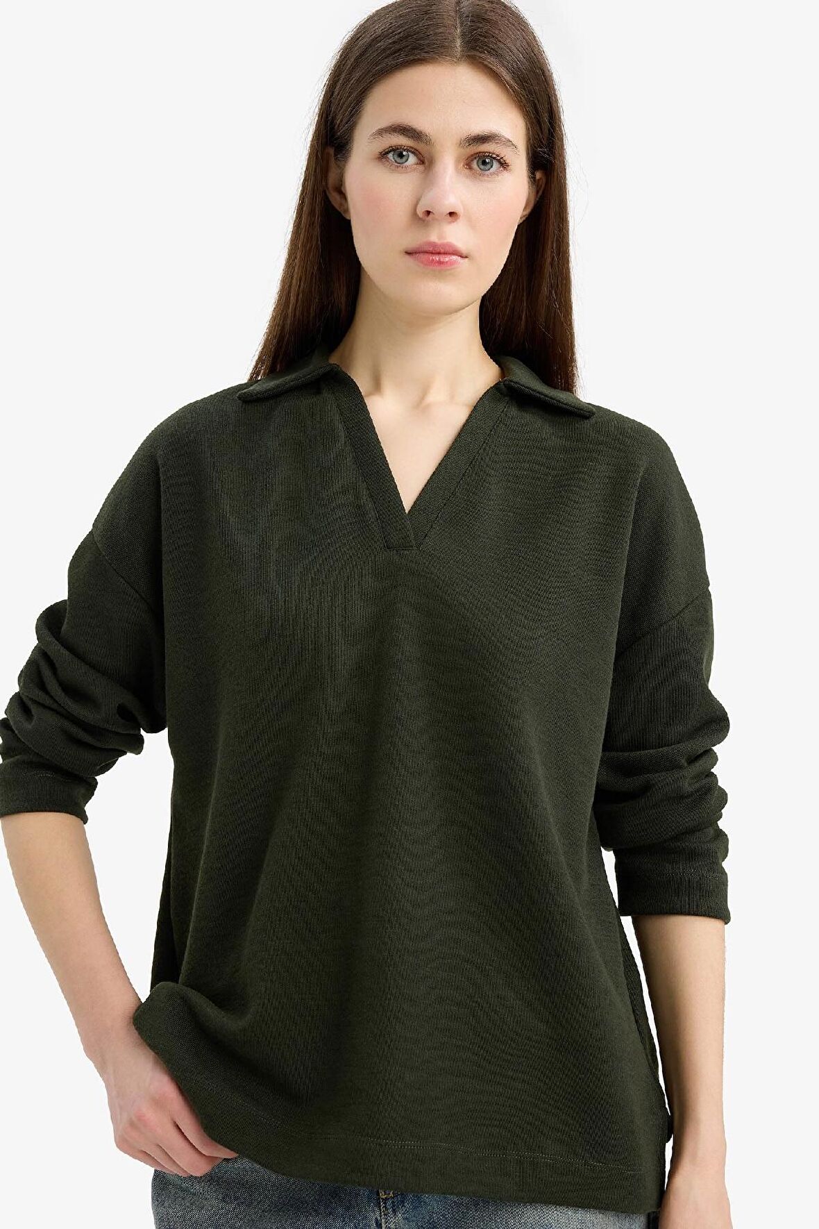 DeFacto Relax Fit Polo Yaka Basic Düz Uzun Kollu Tişört E8681AX25SPKH210