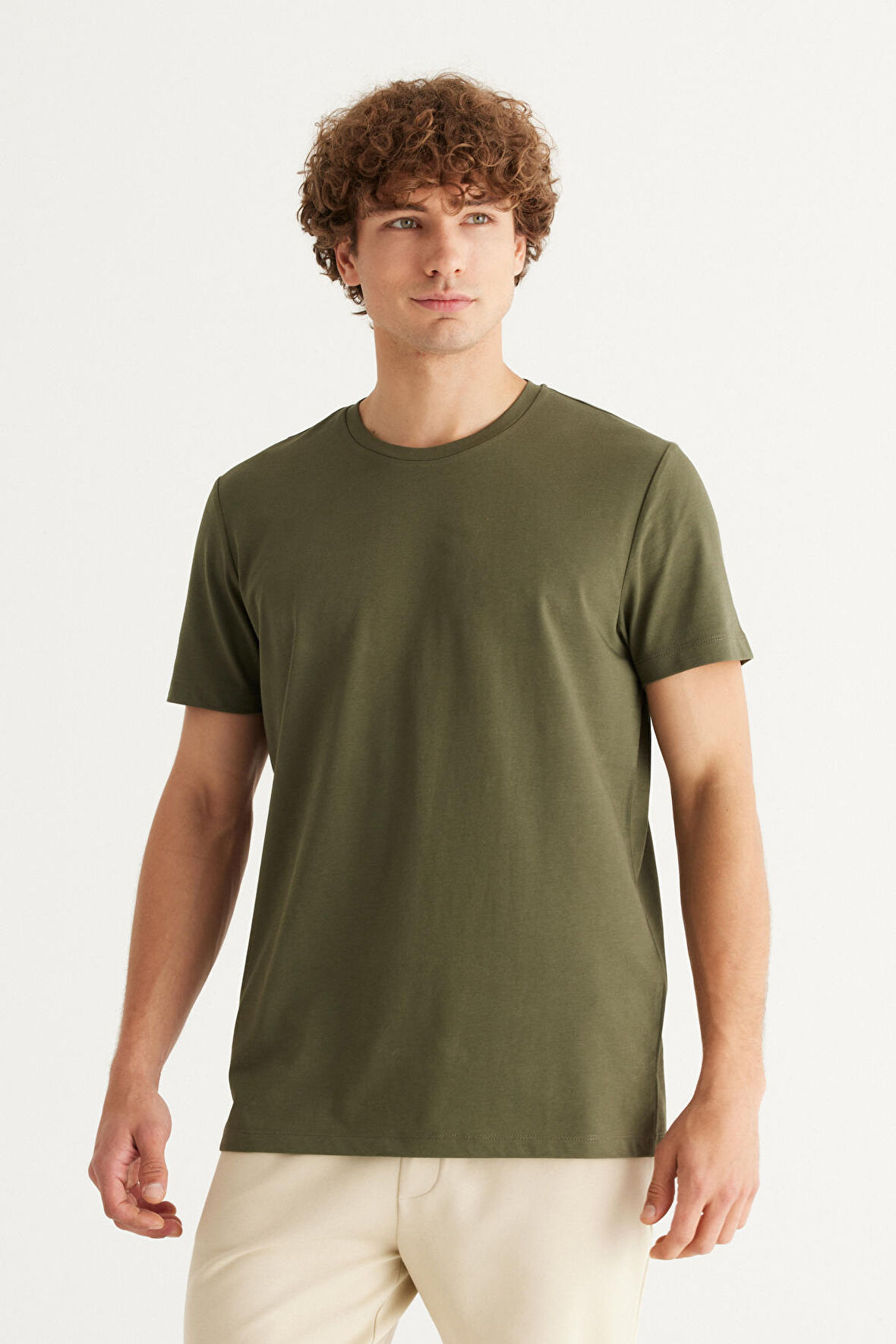 Erkek Haki Slim Fit Dar Kesim Bisiklet Yaka Pamuklu Kısa Kollu Tişört