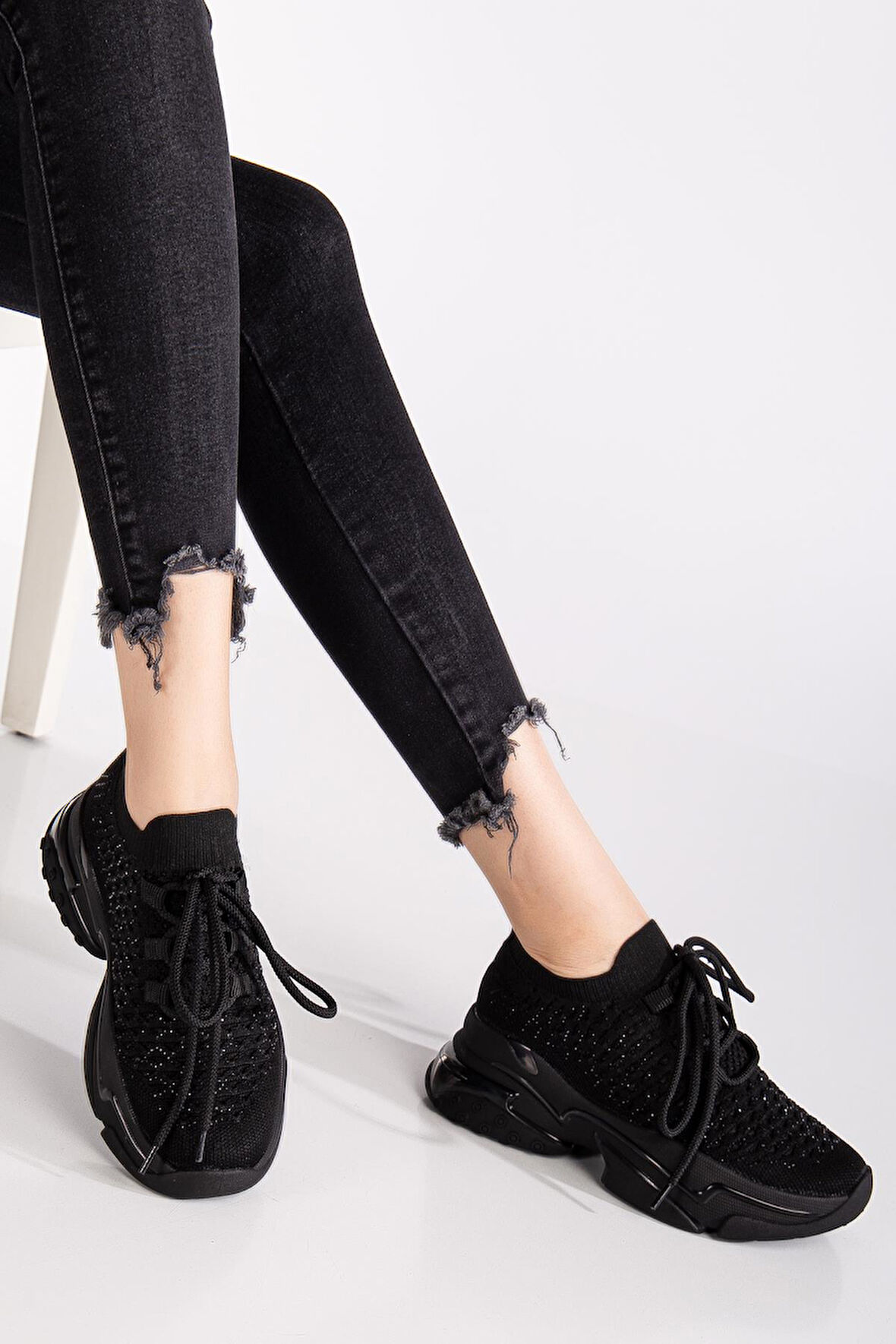 Suins Decery Model Taş İşlemeli Kadın Spor Ayakkabı Sneaker