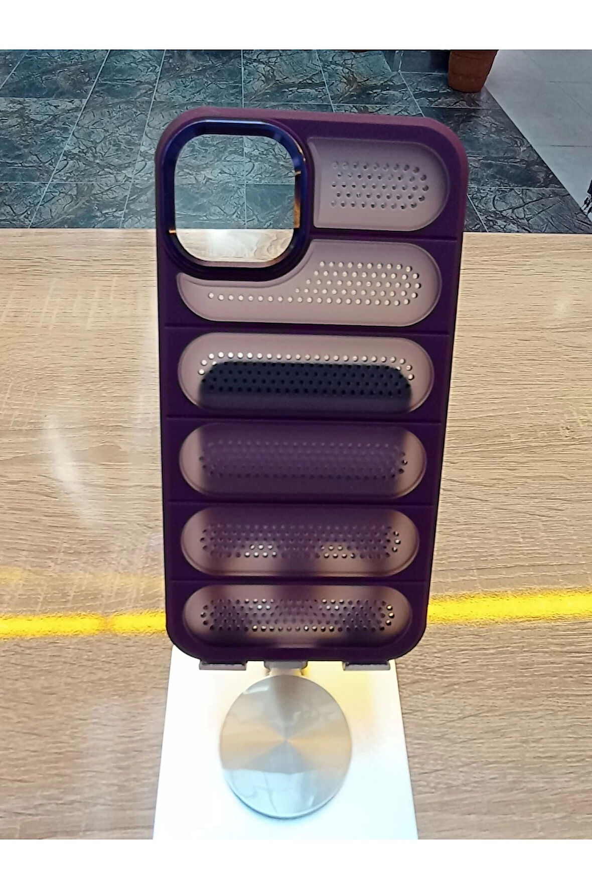 İPhone 11 Uyumlu Hava Delikli Ekstra Darbe Korumalı Kapak