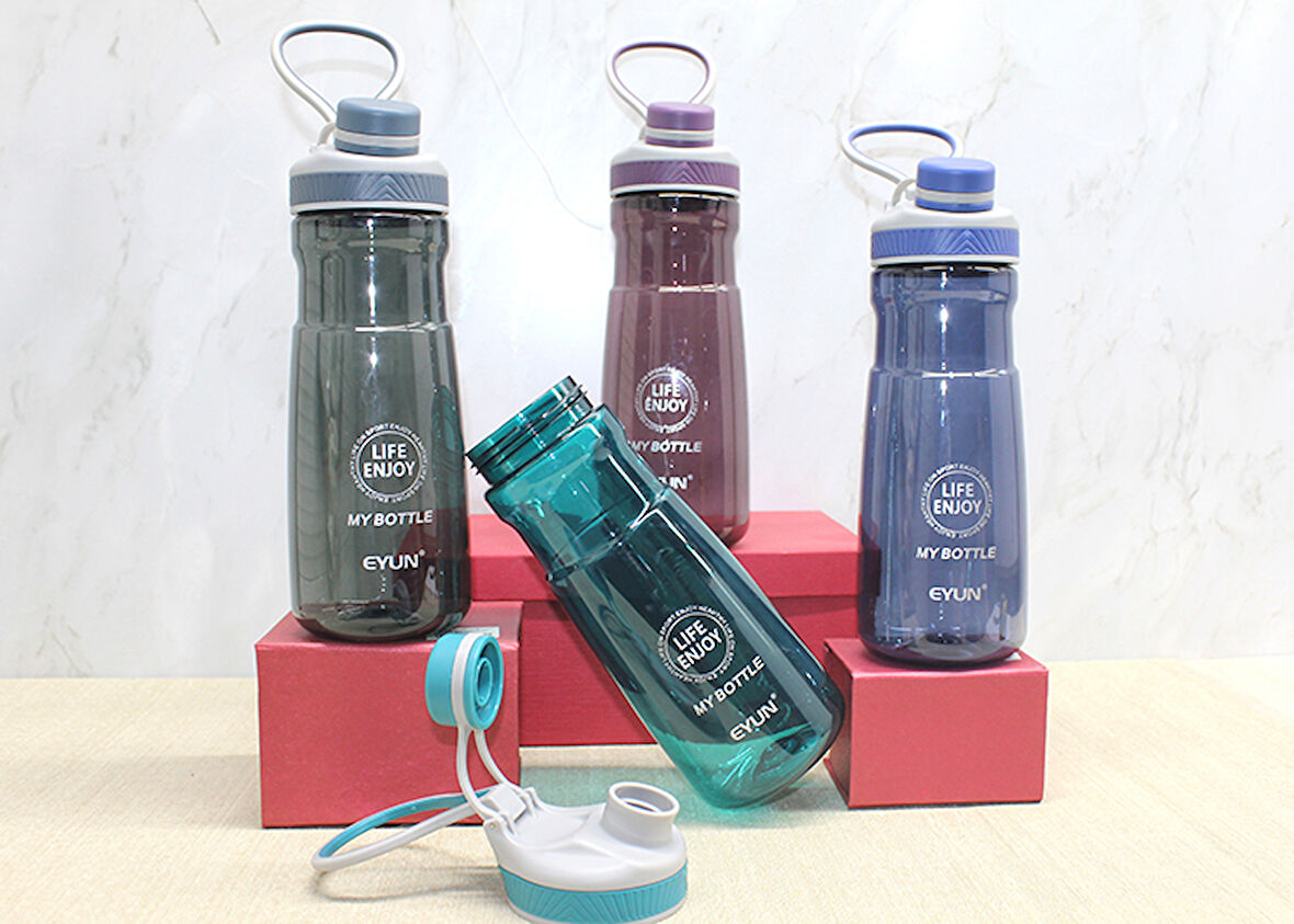 Tutmalı Su Matarası 960 Ml