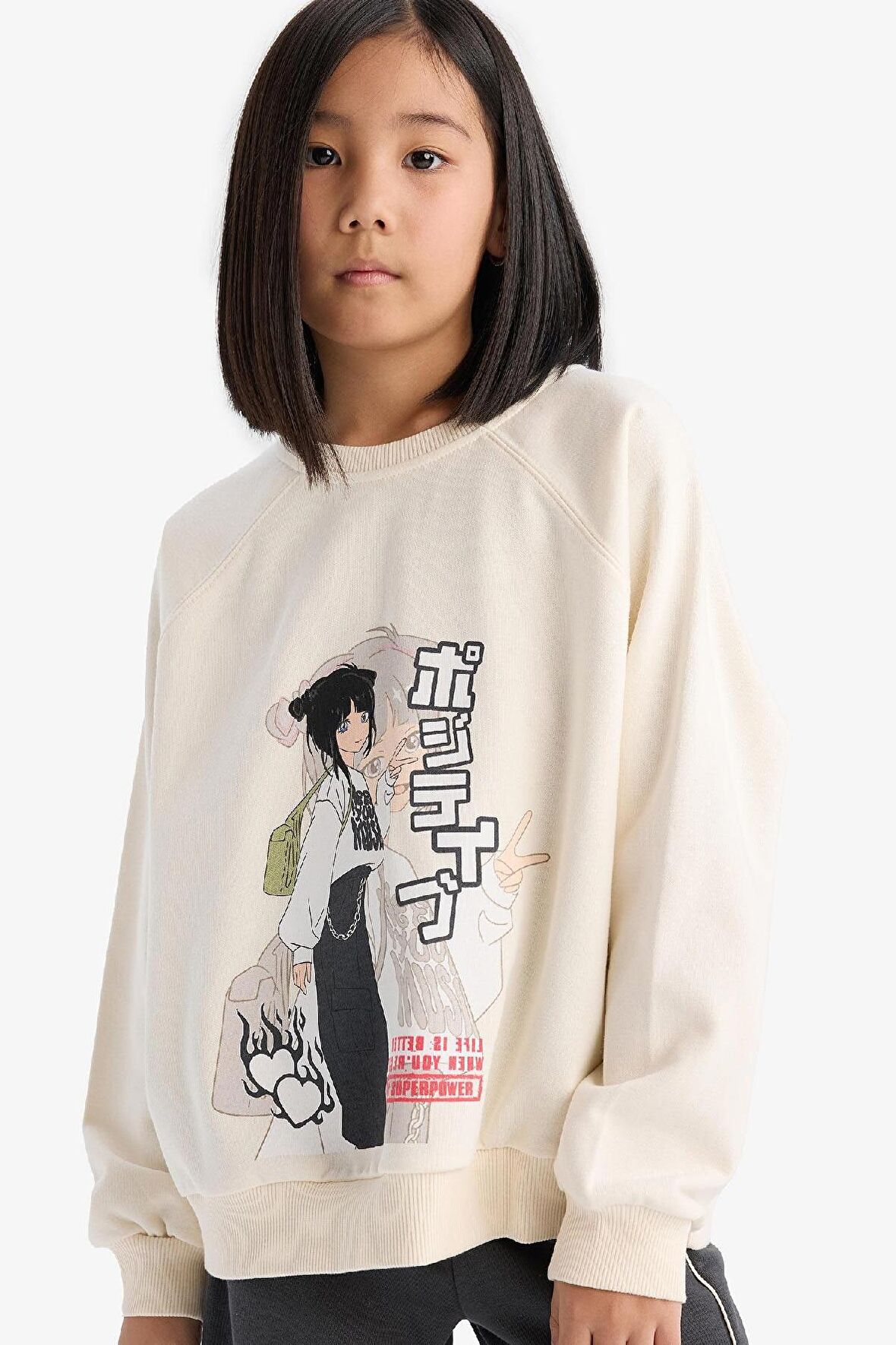 DeFacto Kız Çocuk Relax Fit Bisiklet Yaka Anime Baskılı Sweatshirt D8817A825SPER99