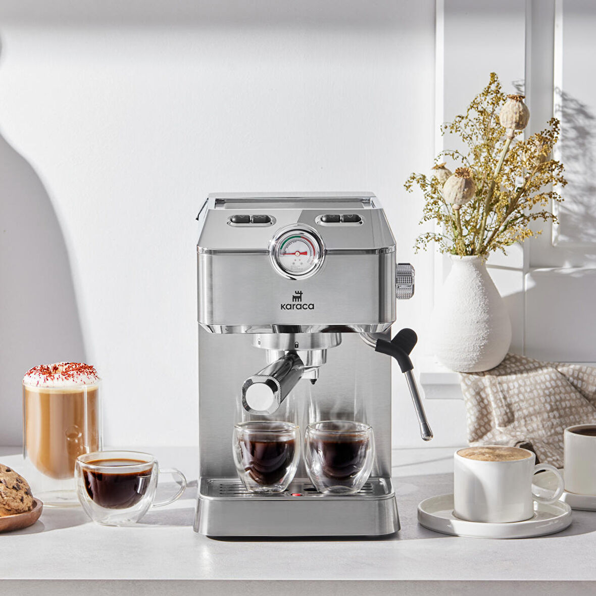 Karaca Coffee Art 1101 Süt Köpürtücülü 20bar Basınçlı Espresso Latte Cappuccino Americano Mak. 1,5l