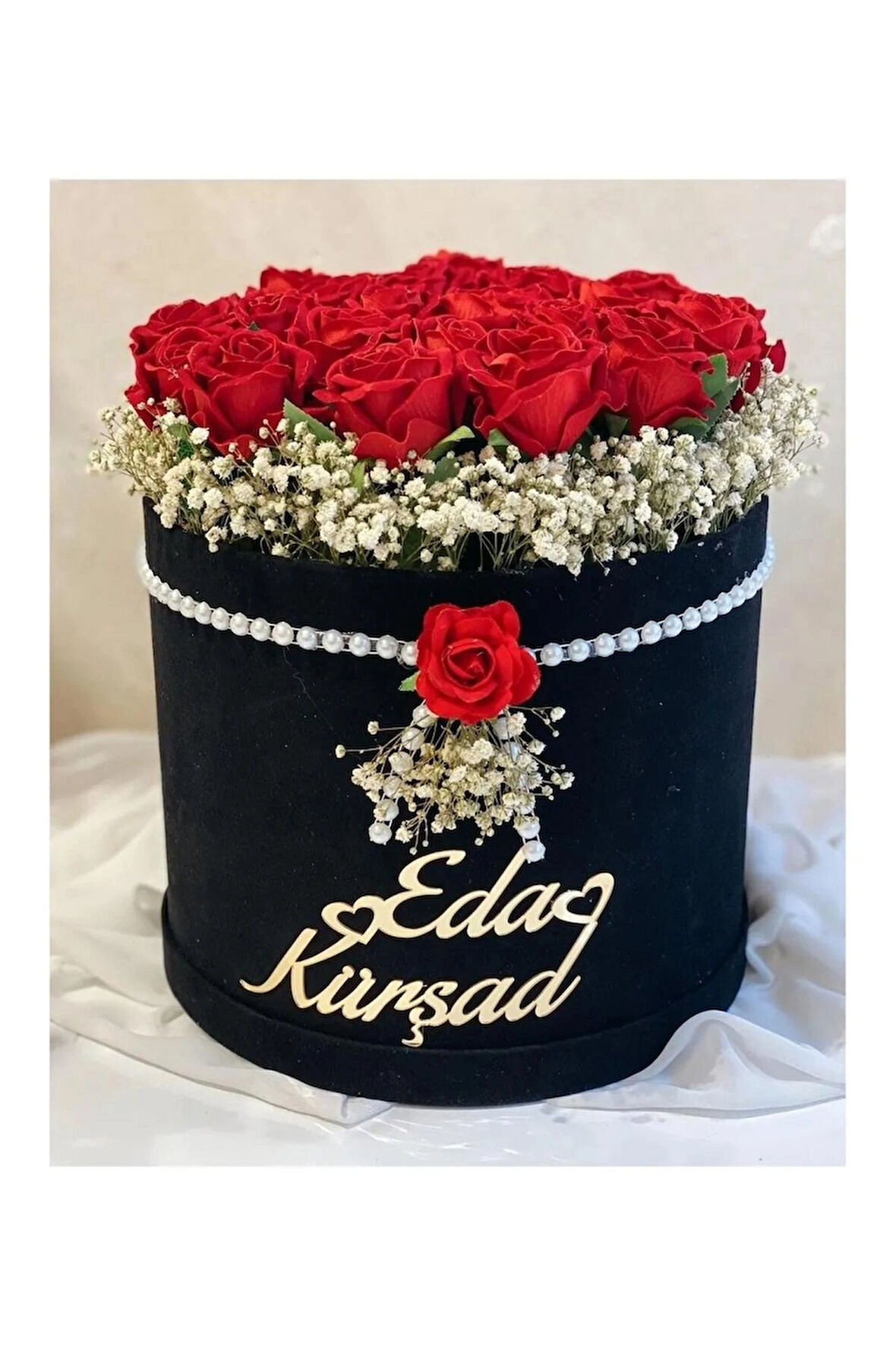 Silindir Kutuda Gerçek Görünümlü Yapay Gül Kız İsteme Buketi