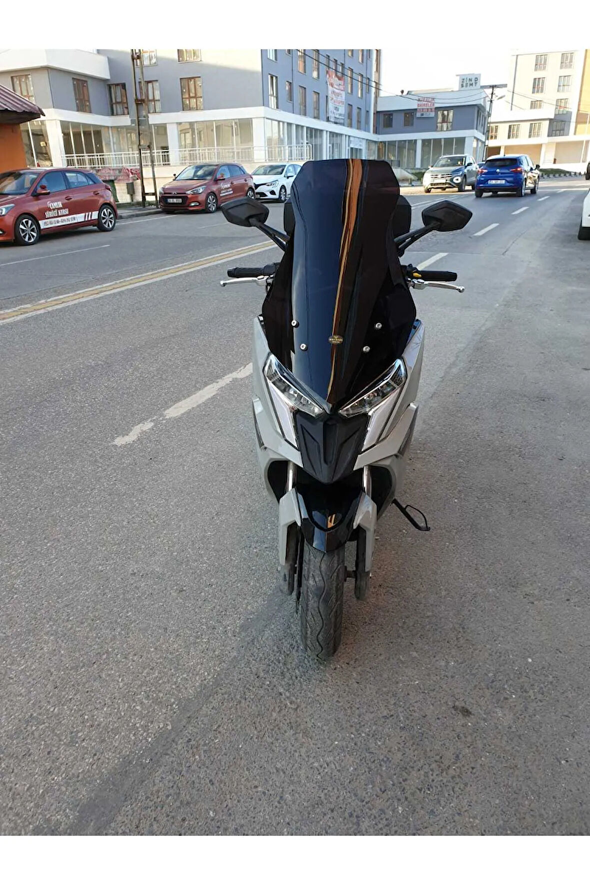 Kymco Dink R 150 Siperlik Ön Cam 2023 2024 Model 77cm Siyah Renkli 4mm