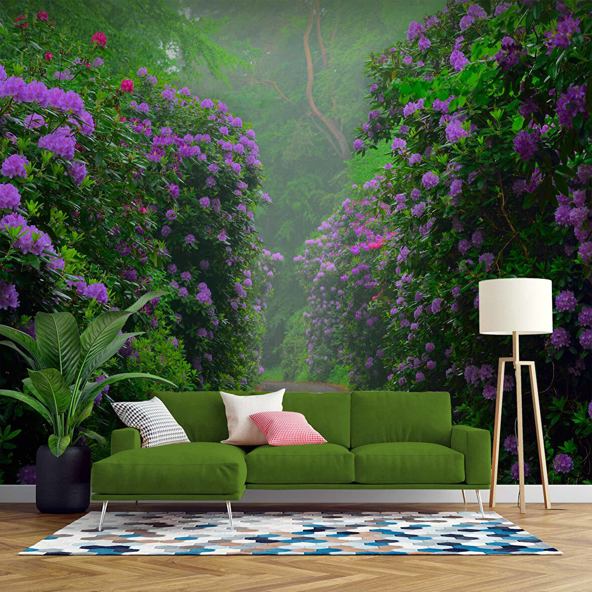 Mor Çiçekli Yeşil Orman Patika Yol Manzaralı Duvar Kağıdı