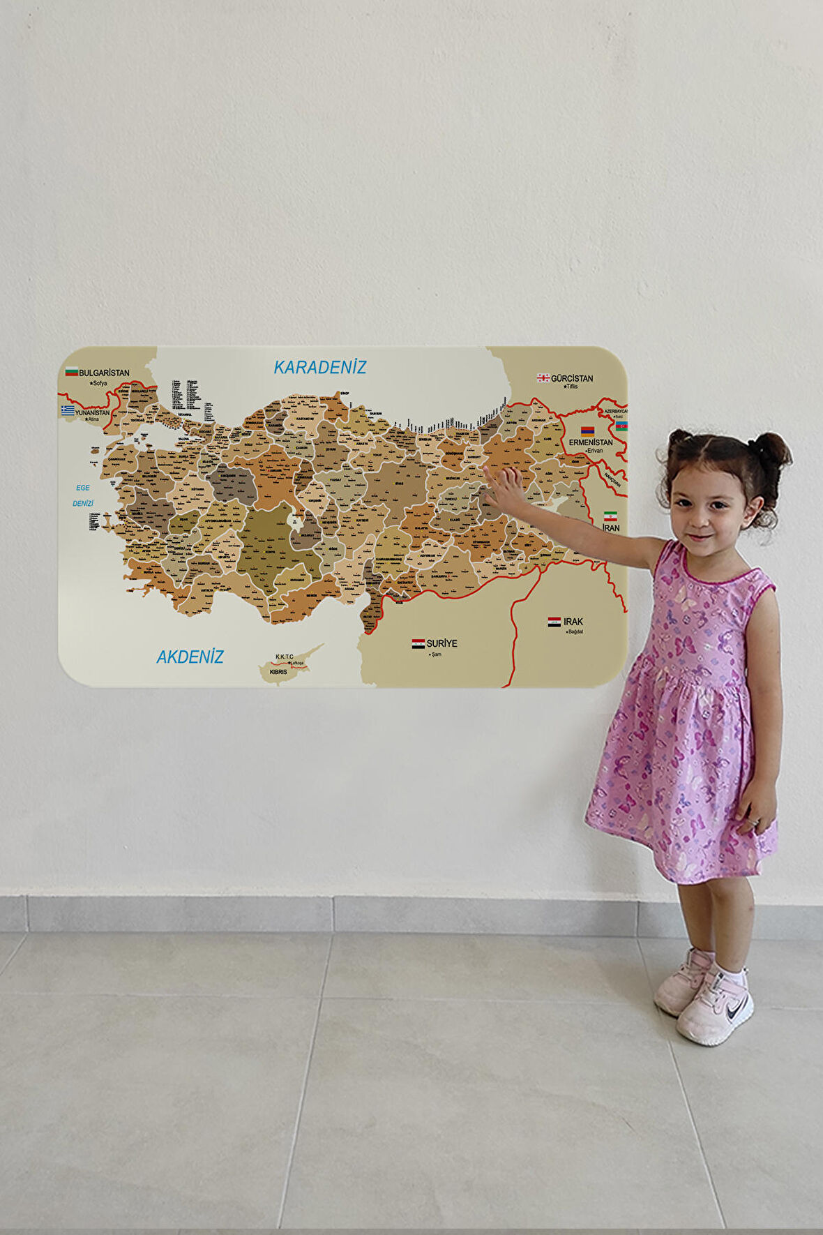 Eğitici ve Öğretici Detaylı Dekoratif Komşulu Türkiye Haritası Duvar Sticker 3847