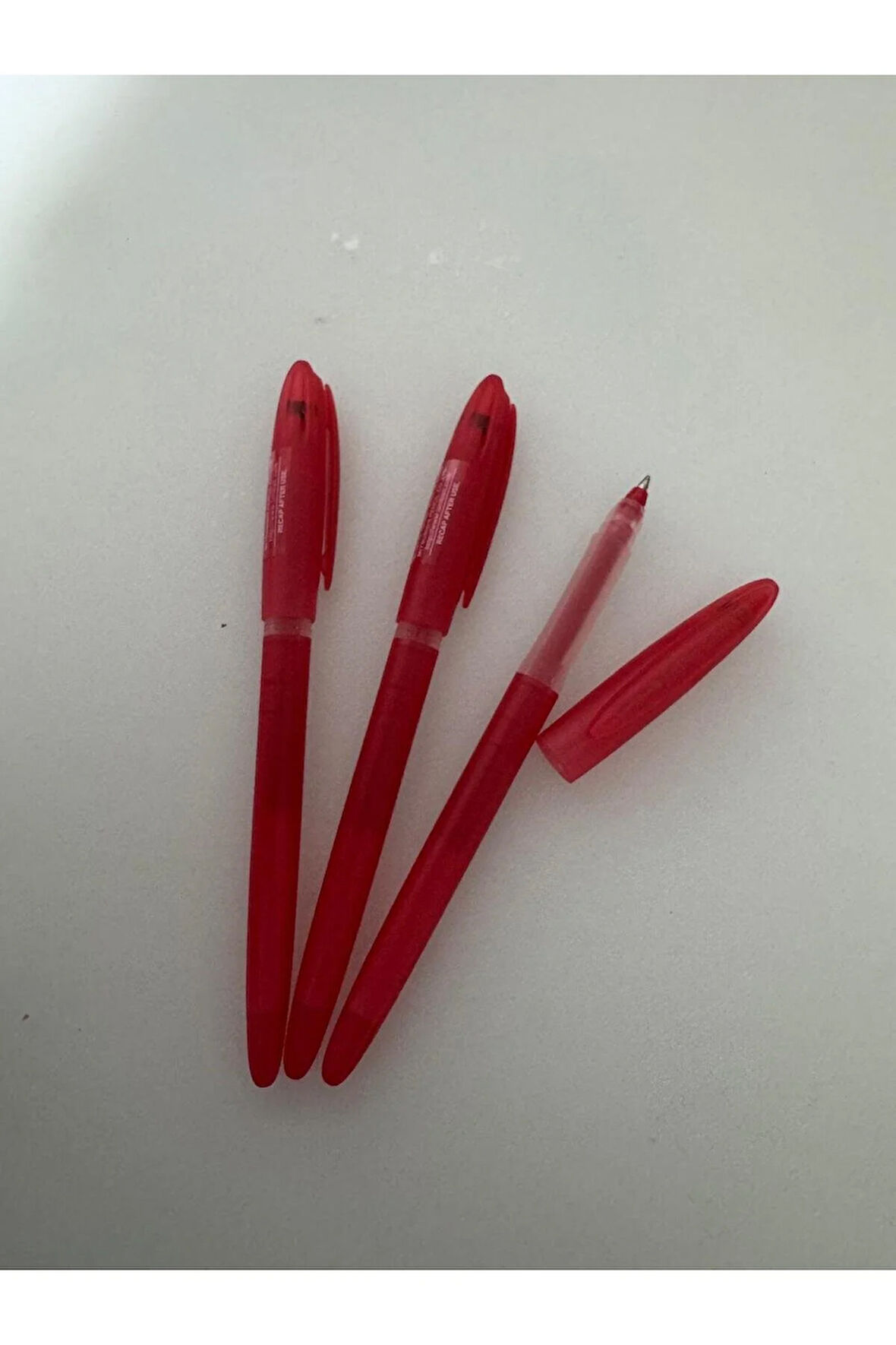 Roller Kalem Signo Gelstick Jel Bilye Uç 0.7 MM Kırmızı (3 Adet)