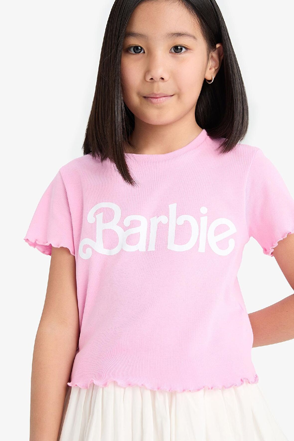 DeFacto Kız Çocuk Barbie Fitted Bisiklet Yaka Ribana Kısa Kollu Tişört E2614A825SMPN666