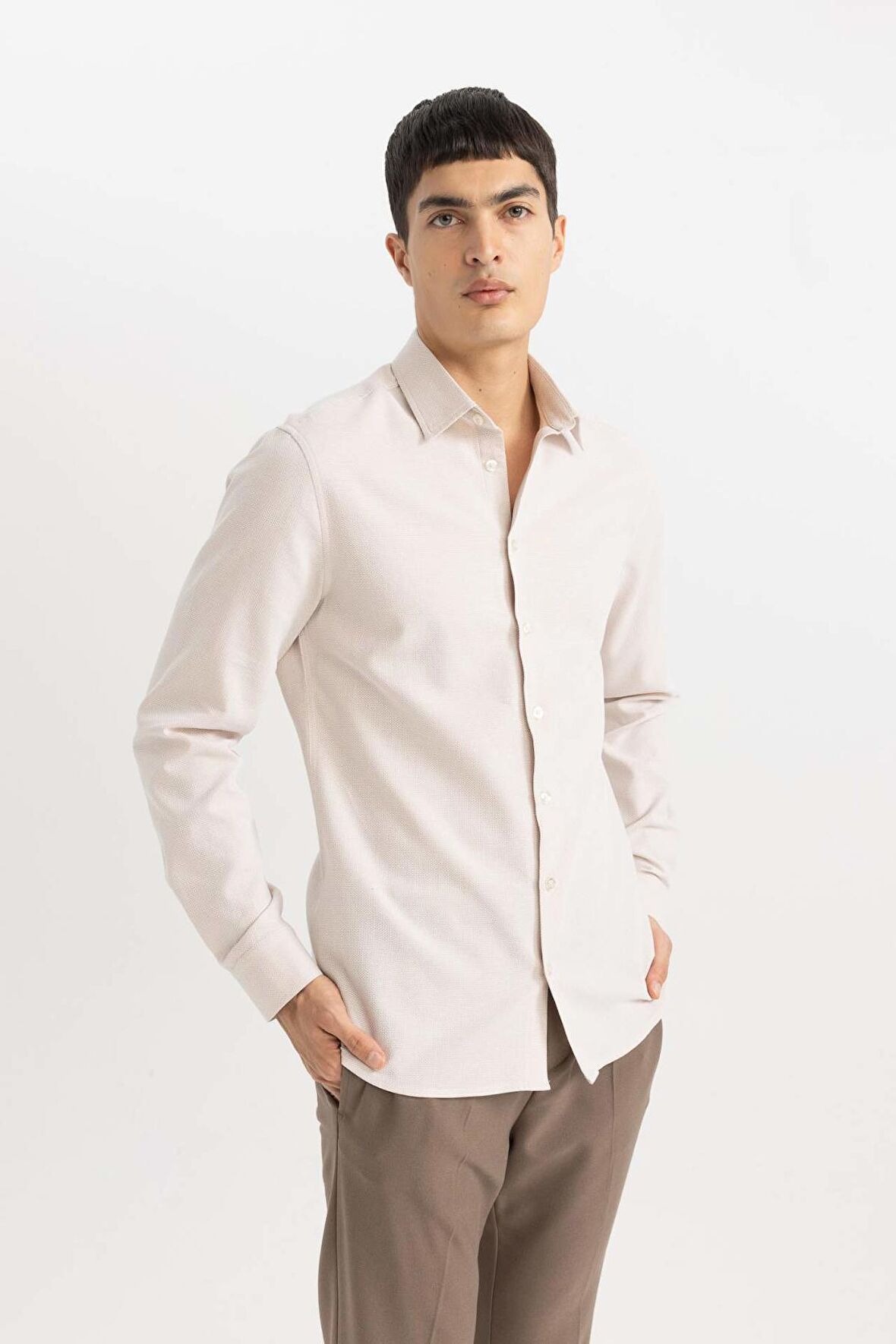 DeFacto Slim Fit Dar Kesim Polo Yaka Petek Dokulu Uzun Kollu Gömlek B6476AX24SPBG359