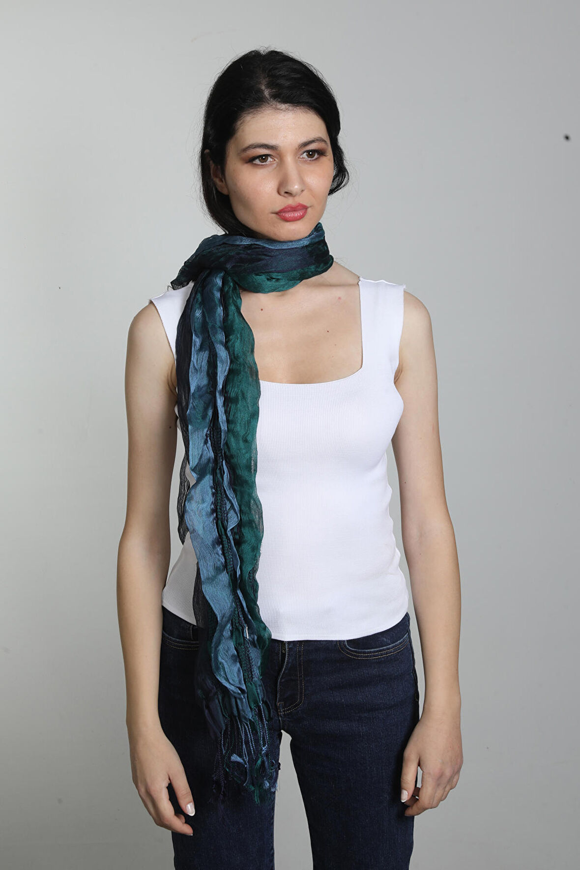 Mavi-Koyu Yeşil Renkli İpekli Polyester Şal