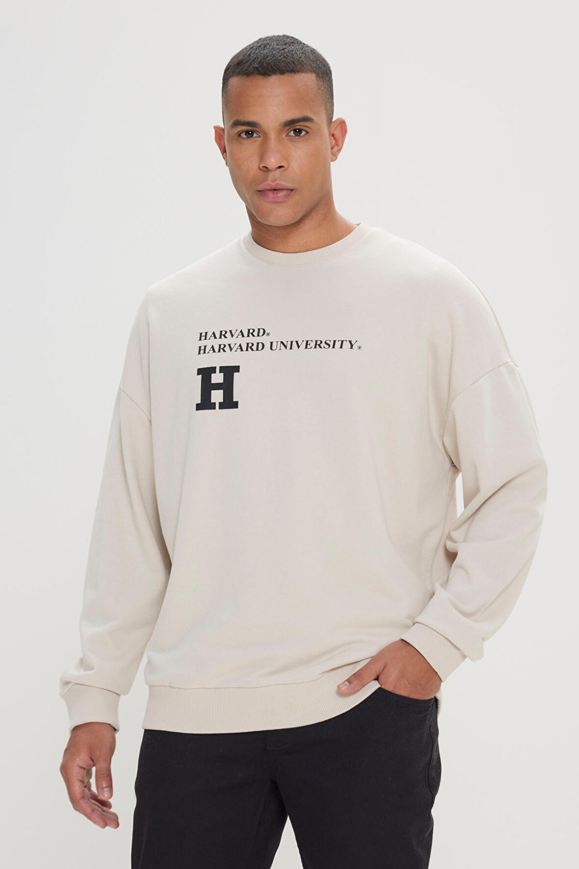 Oversize Fit Bol Kesim Harvard Lisanslı Pamuklu Bisiklet Yaka Sweatshirt