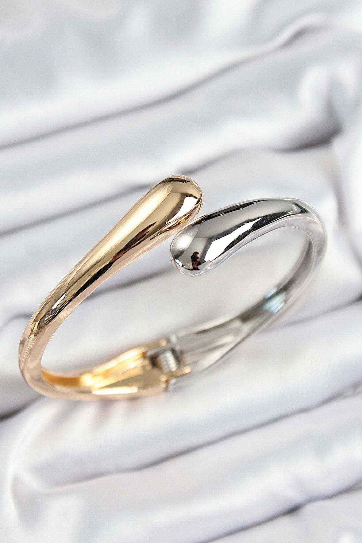 Pirinç Sarmal Model Gümüş Ve Gold Renk Kadın Kelepçe