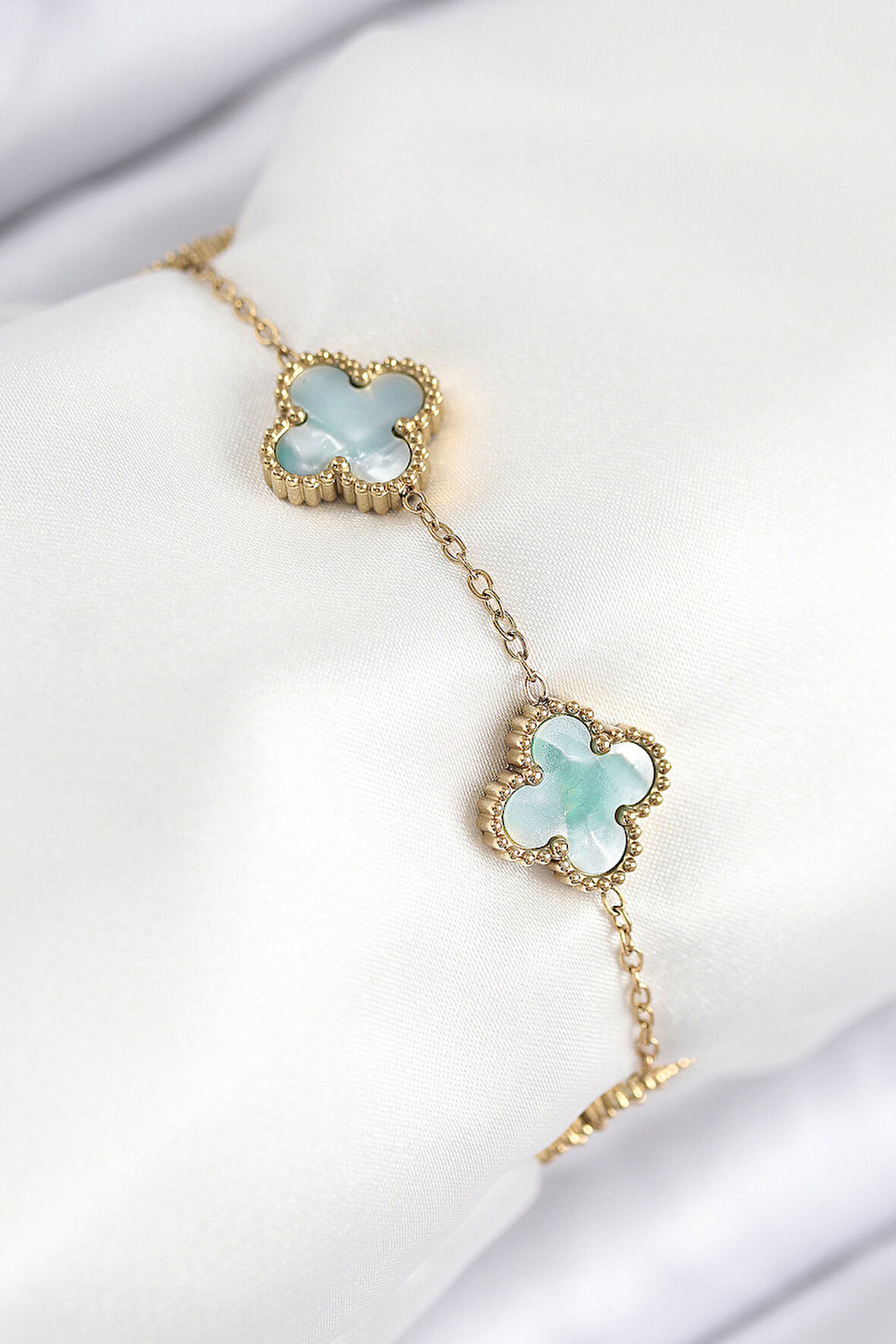 316L Çelik Sedefli Yeşil Gold Renk Yonca Kadın Bileklik