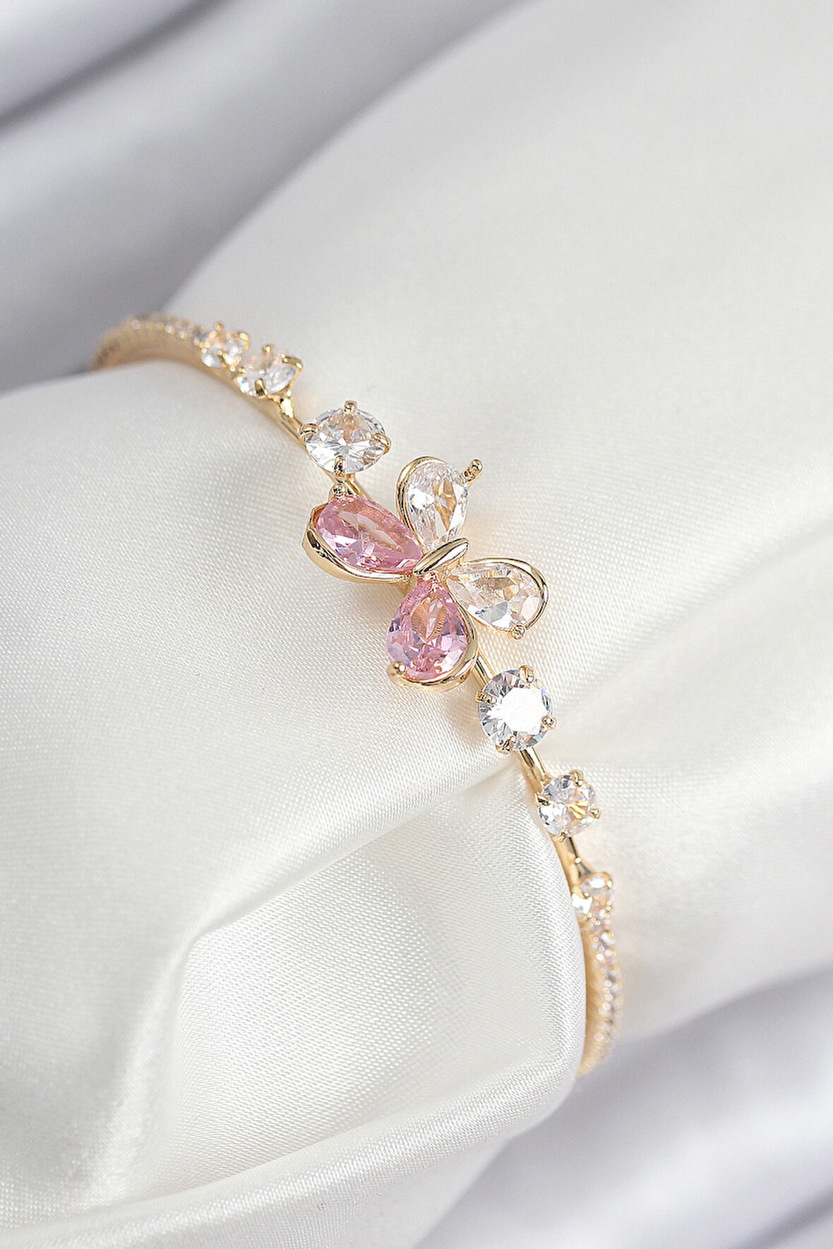 Pirinç Zirkon Taşlı Model Gold Renk Kadın Bileklik