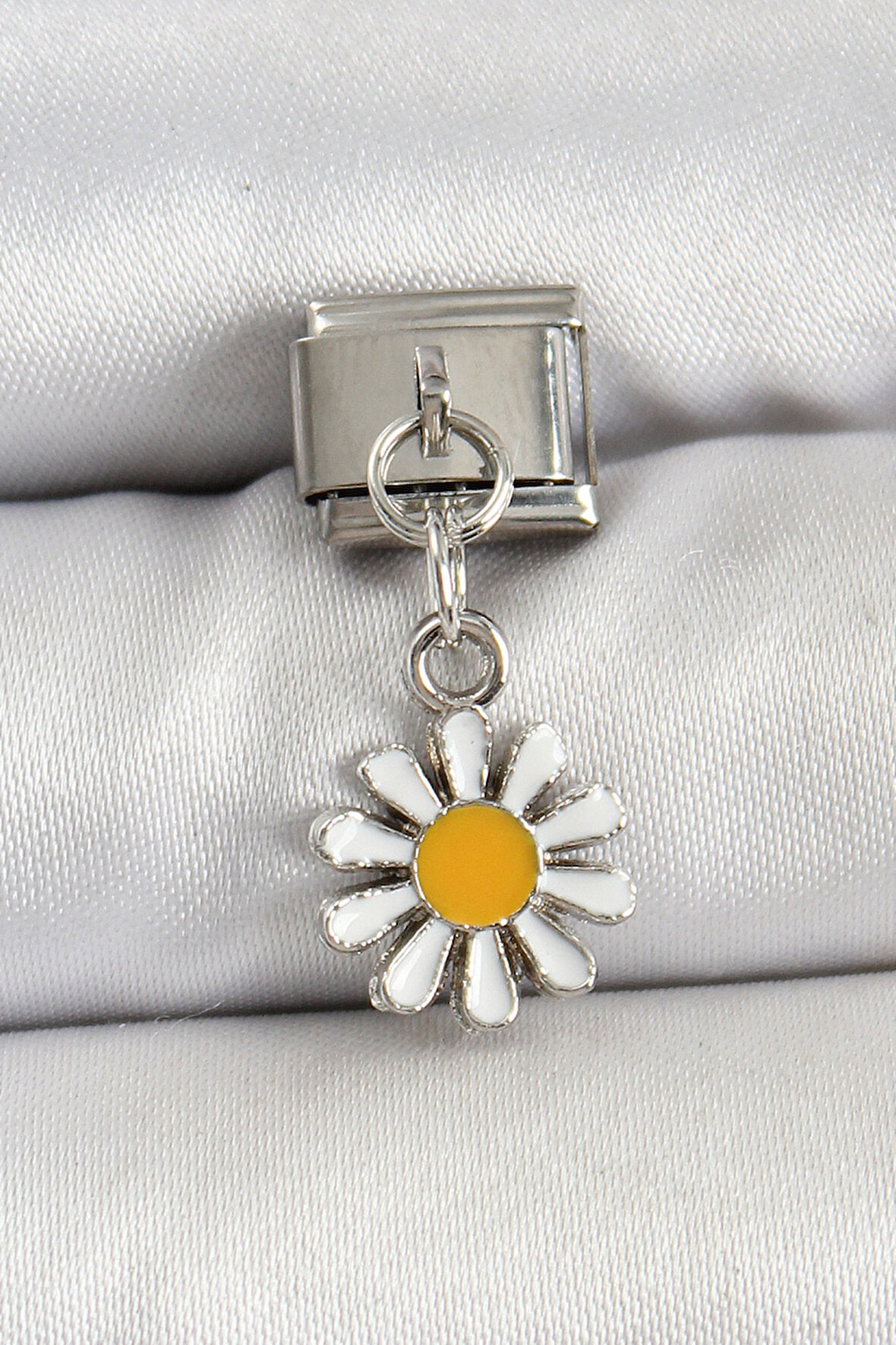 316L Çelik Gümüş Renk Papatya Model Nomination Charm