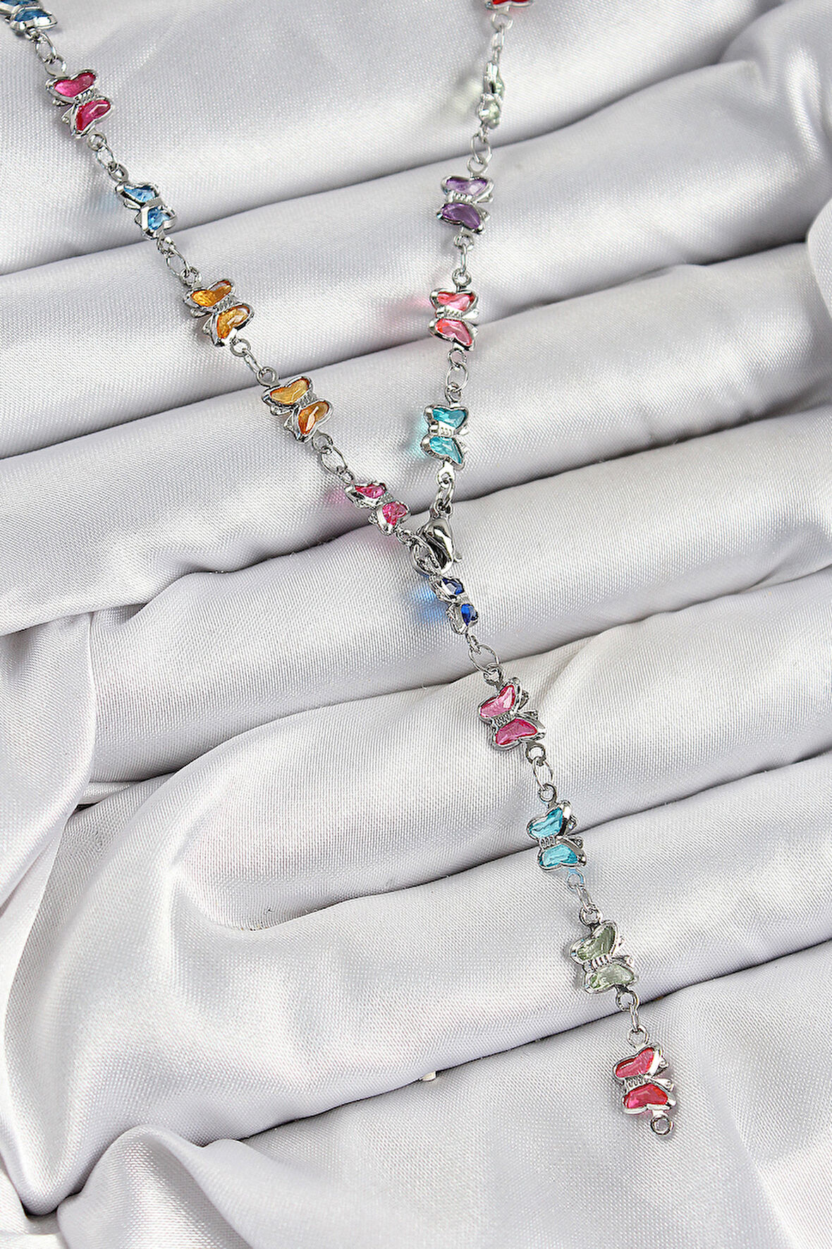 Pirinç Renkli Zirkon Taşlı Model Gümüş Renk Kadın Y Kolye