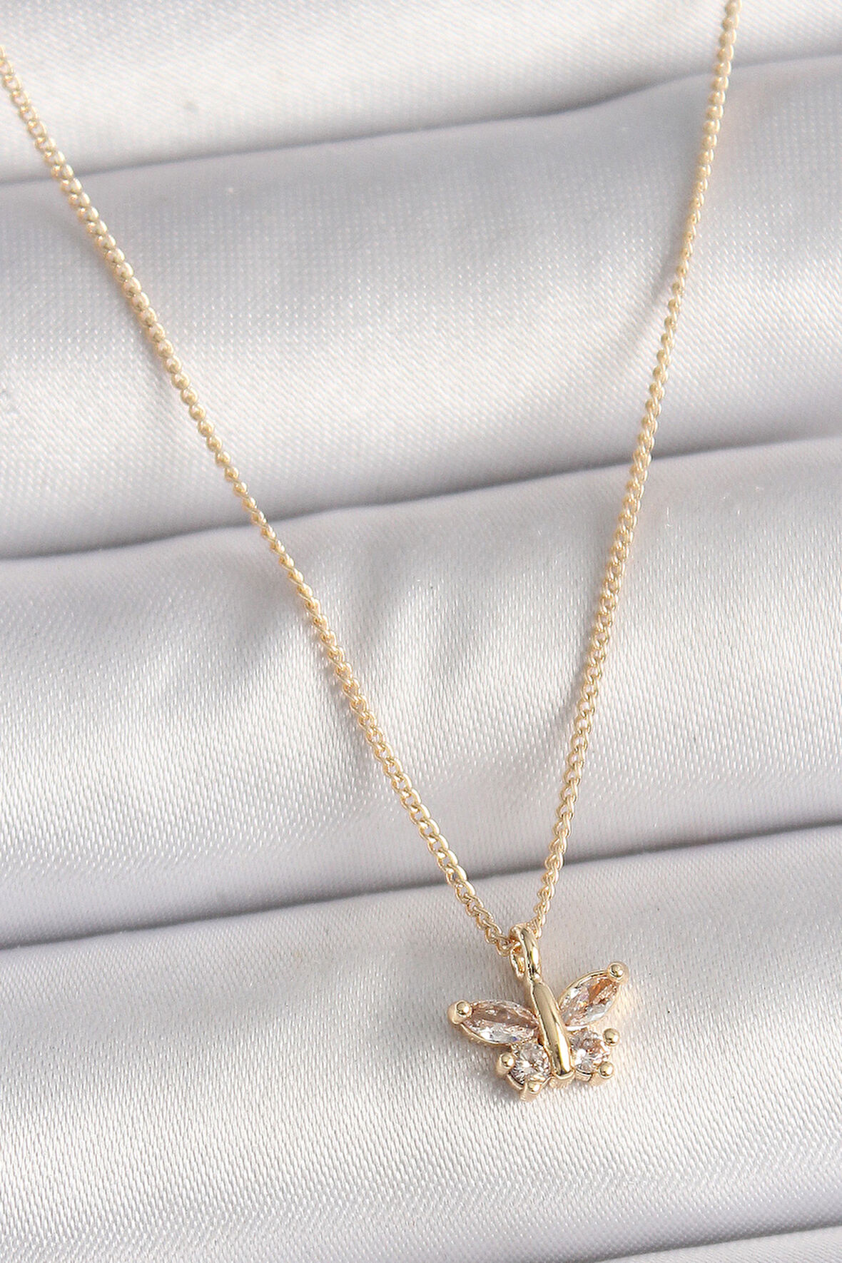 Pirinç Gold Renk Zirkon Taşlı Model Kadın Kolye