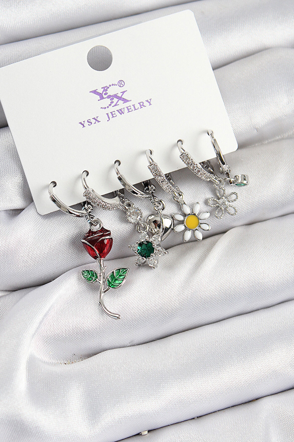 Pirinç Zi̇rkon Taşlı Gül Ve Papatya Model Gümüş Renk 3'Lü Çift Kadın Küpe