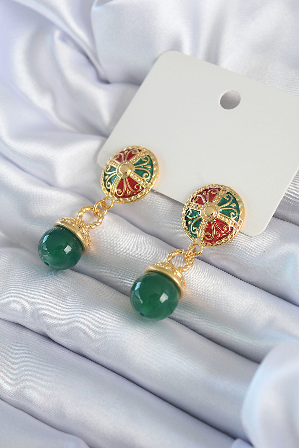 Gold Renk Motif İşlemeli Sallantı Model Pirinç Vi̇p Kadın Küpe