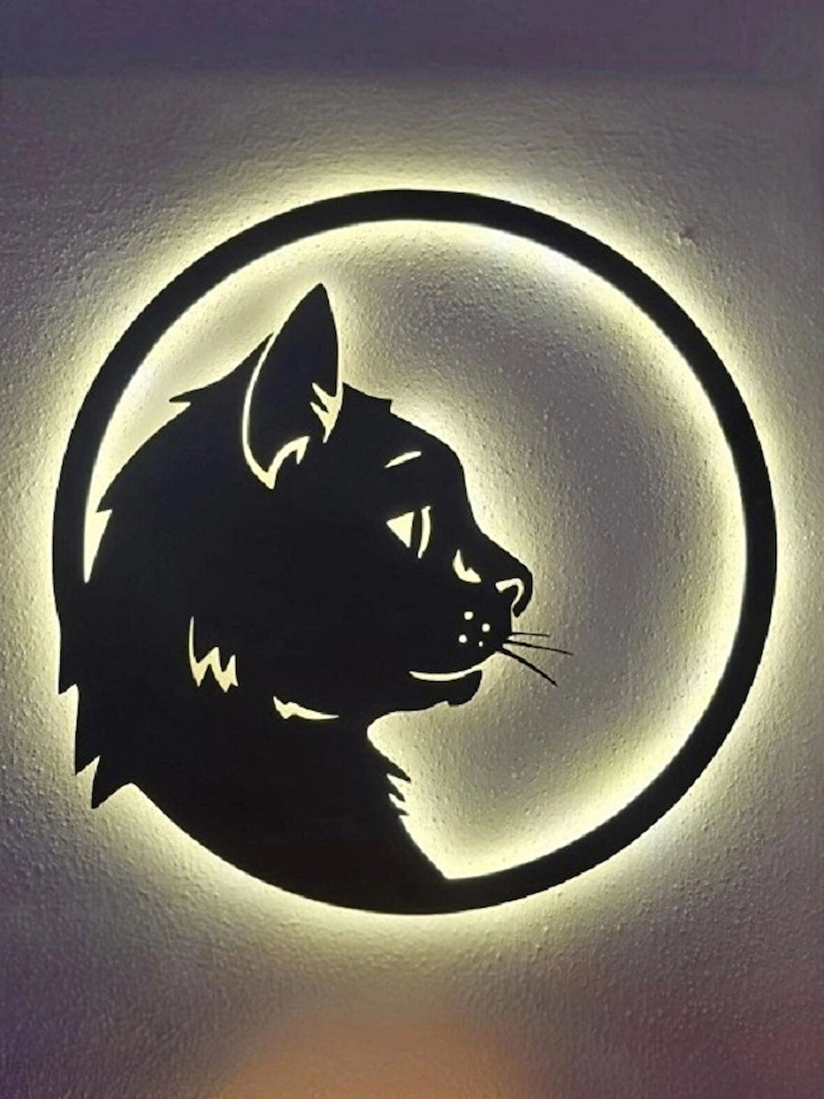 Kedi Figürlü Ahşap LED Işıklı Tablo – El Yapımı Lazer Kesim Dekoratif Hediye Lamba