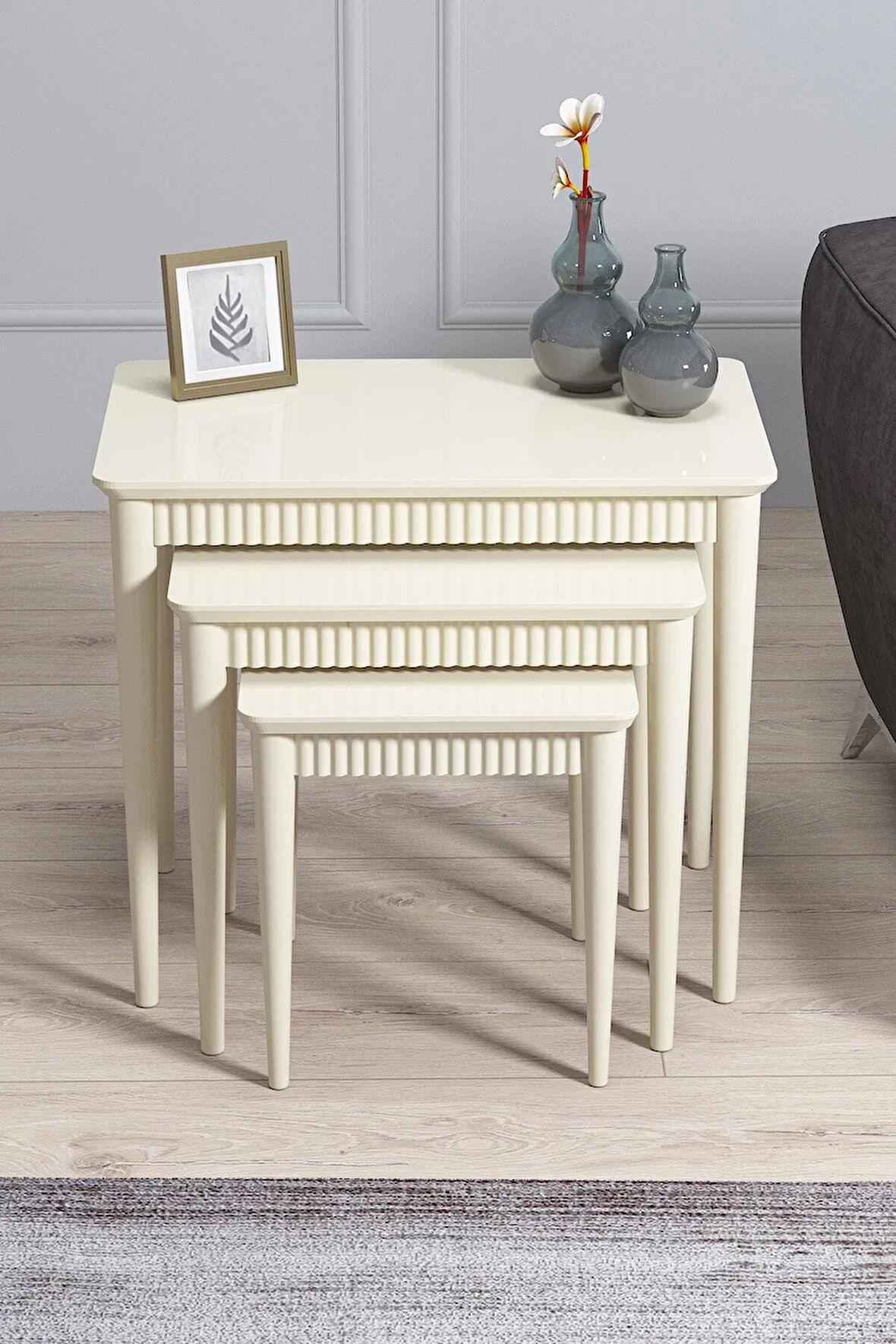 Elegance Mdf Ve Lake Boya, Krem 3lü Zigon Sehpa Takımı, Krem Gürgen Ayaklar