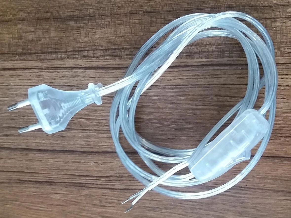 Tek uçlu, 1,5 metre kırmızı çizgisiz, anahtarlı komple şeffaf uzatma kablosu