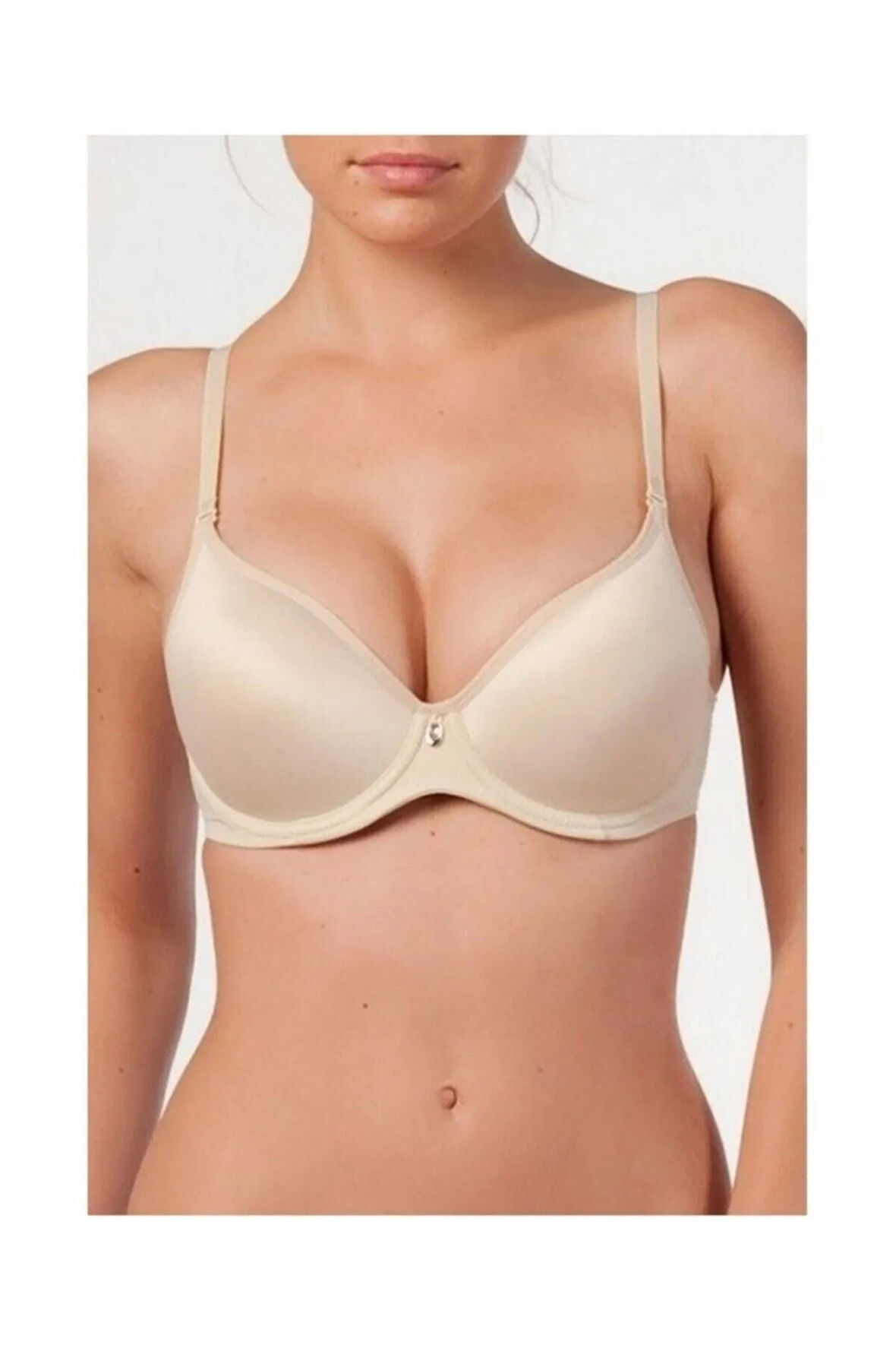 Kadın Ten Desteksiz Sütyen