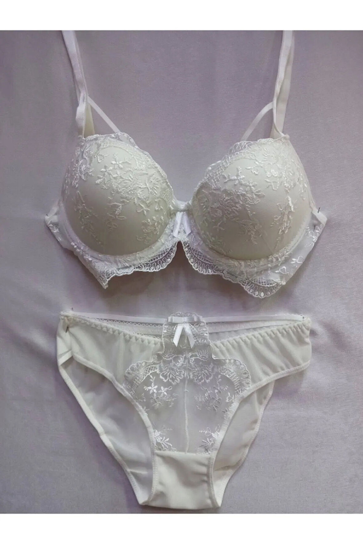 Destekli Önden Ipli Sutyen Takim